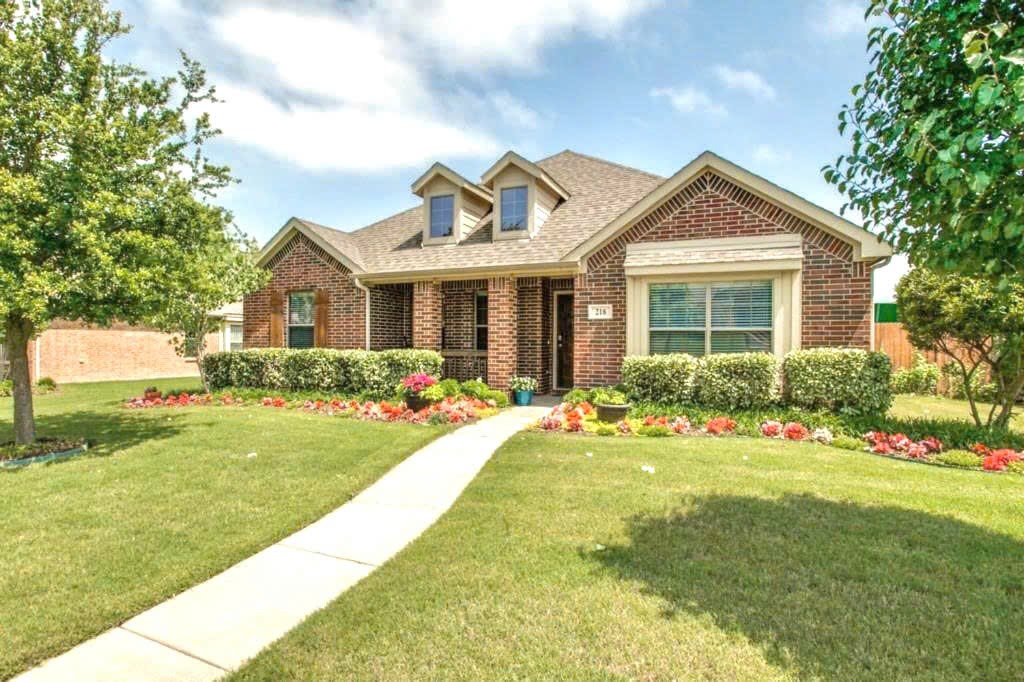 216 Cliffbrook Drive