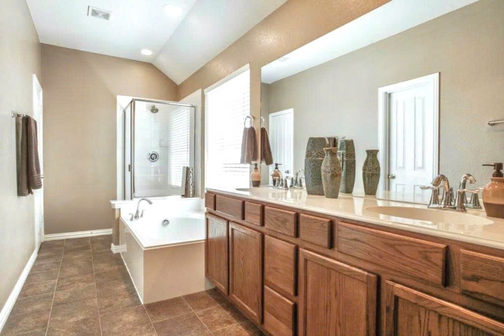 216 Cliffbrook Drive