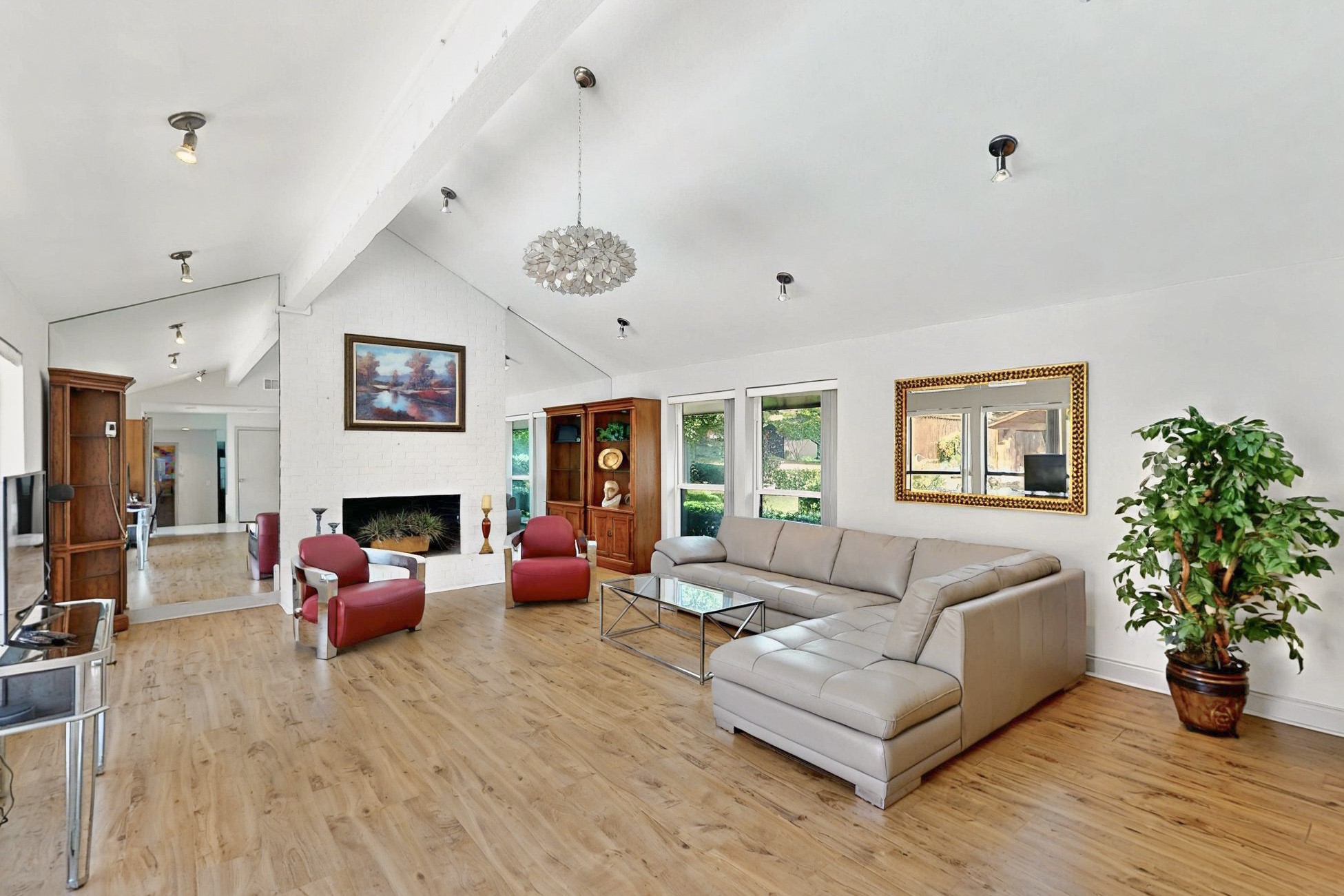 7109 Alpha Road