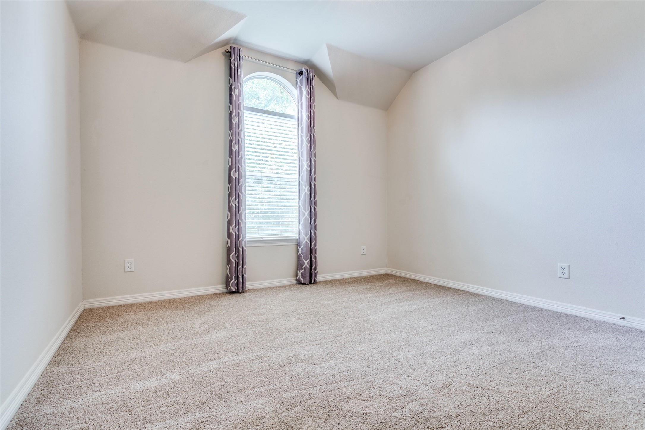 4551 Risinghill Drive