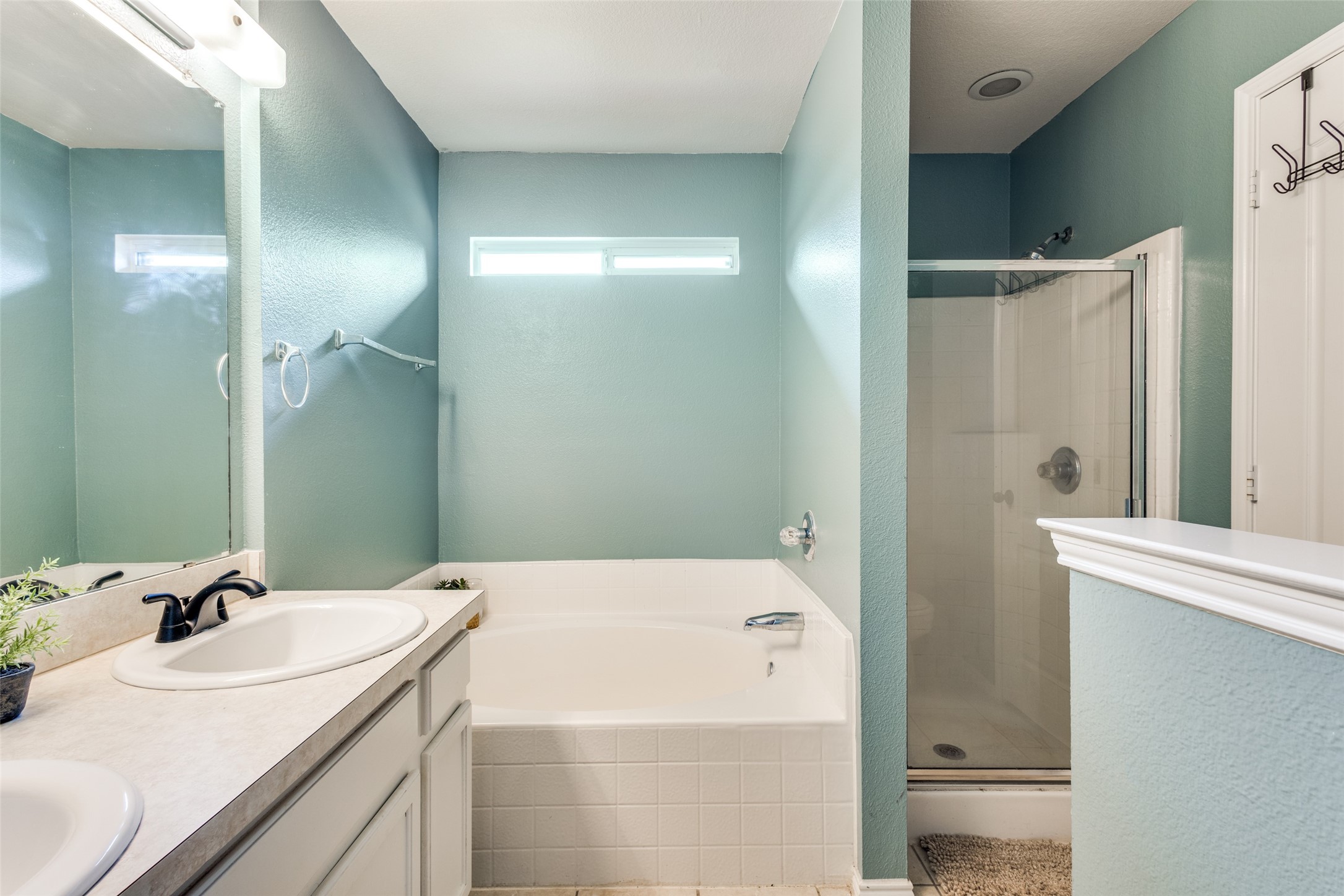 2012 Falls Creek Drive