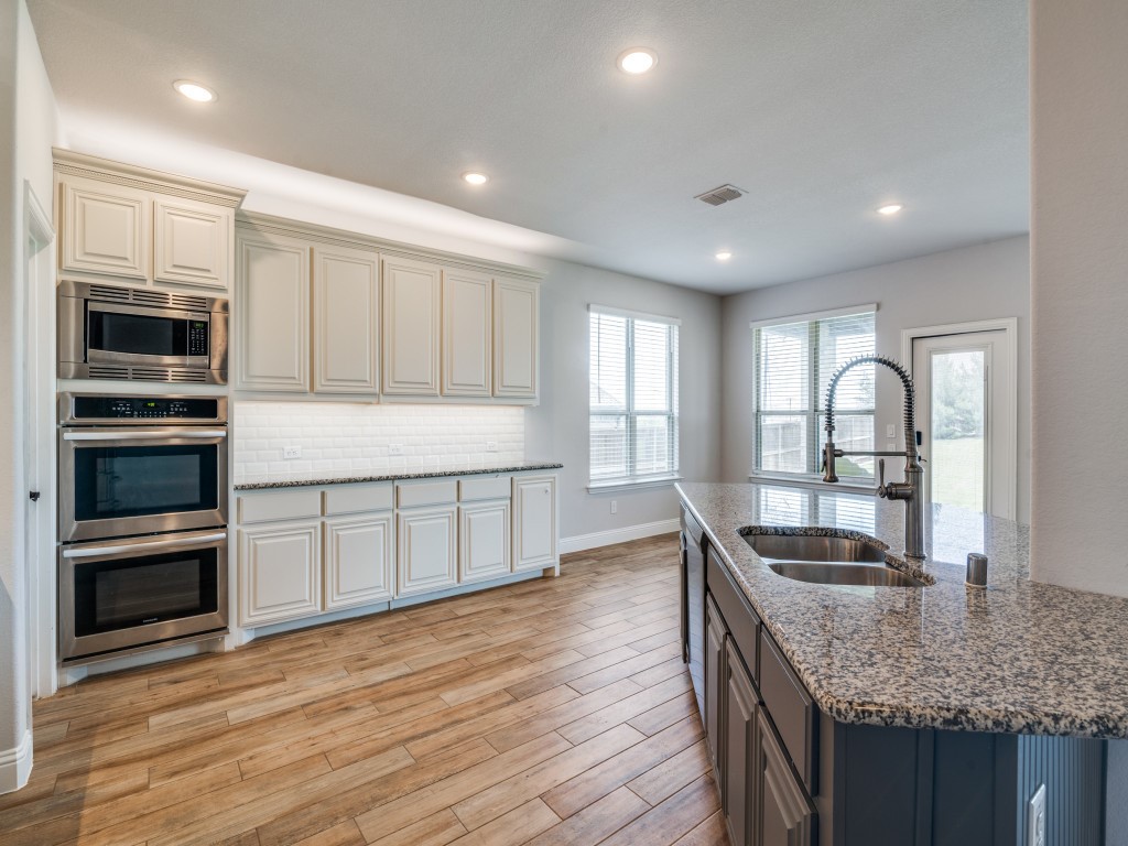 1517 Port Millstone Trail