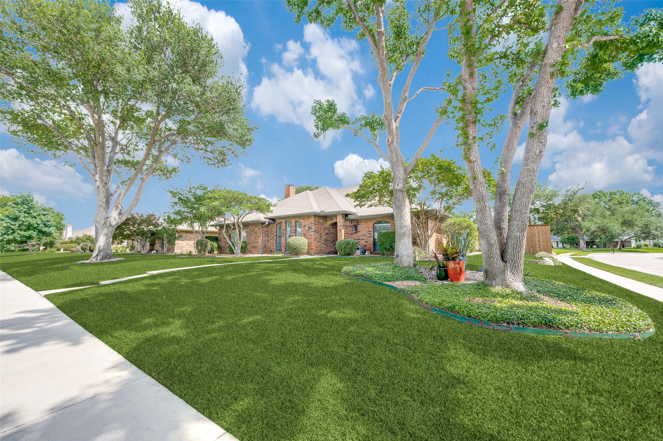 719 Swallow Drive
