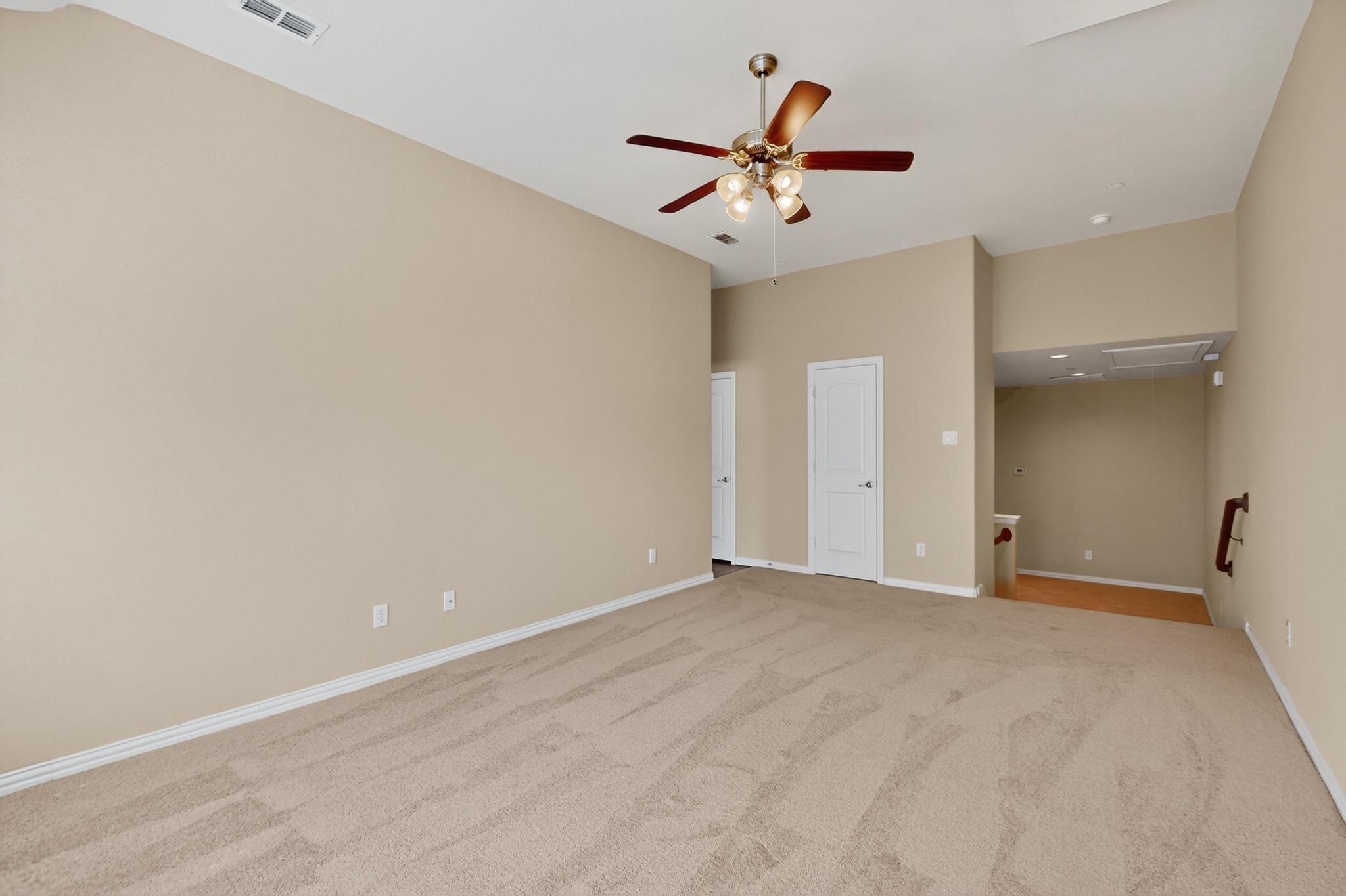6106 Black Swan Circle
