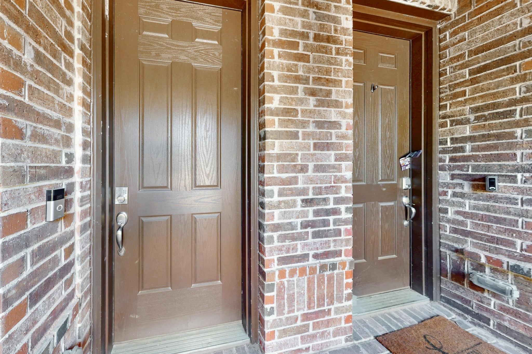6106 Black Swan Circle