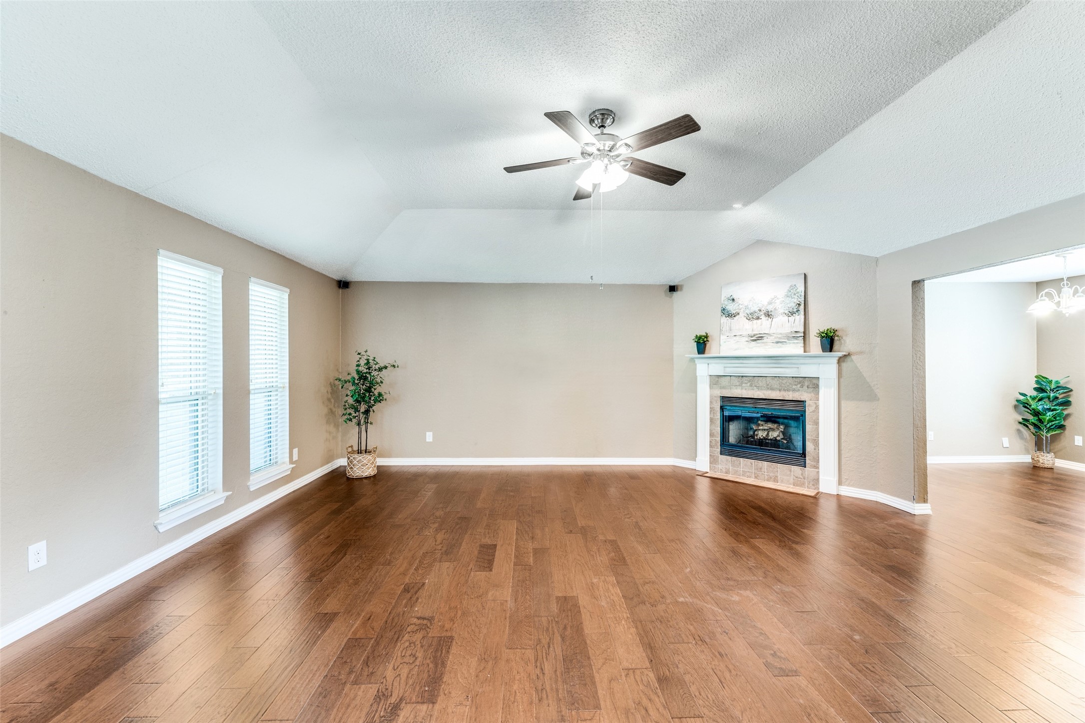 5012 Frontier Lane
