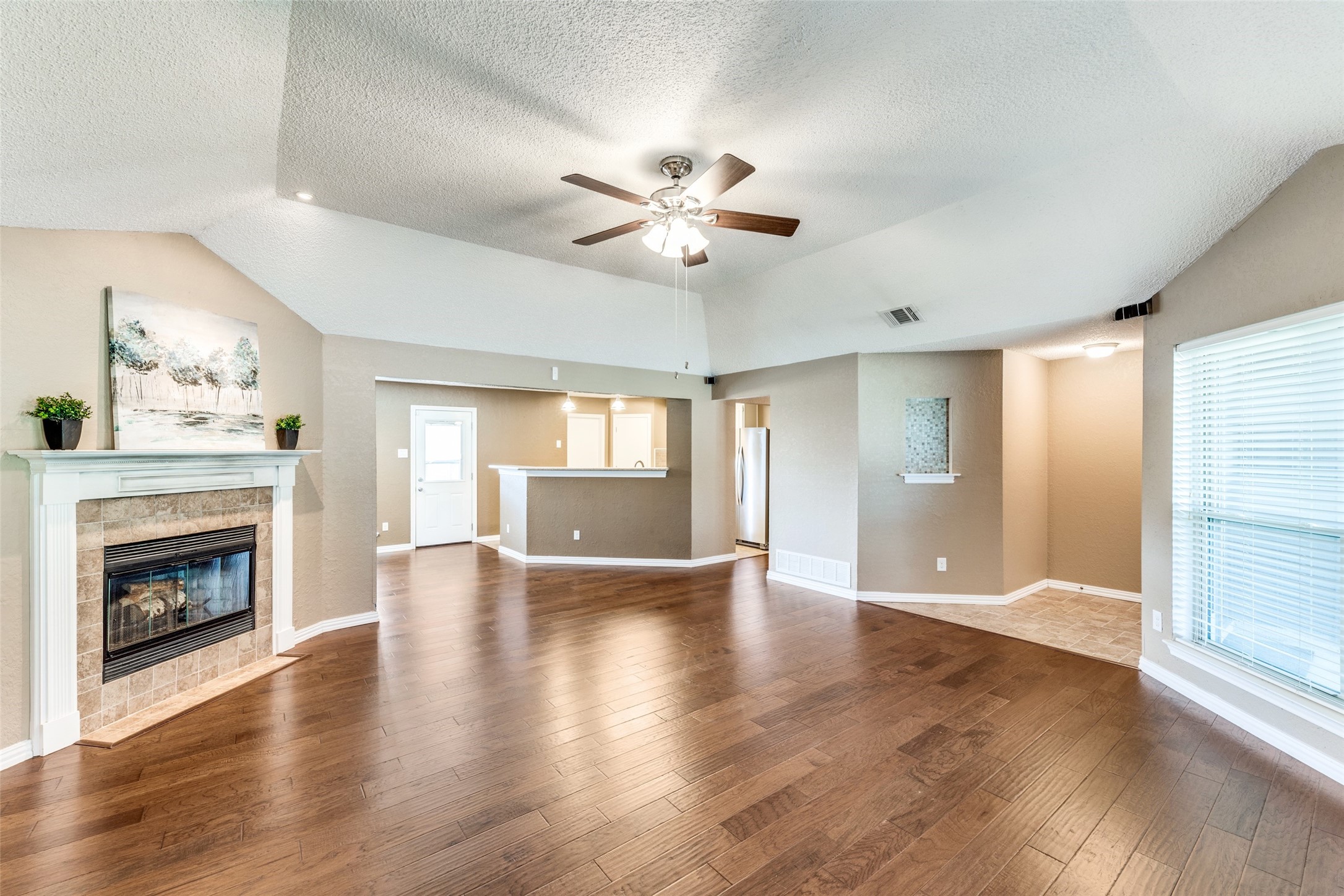 5012 Frontier Lane
