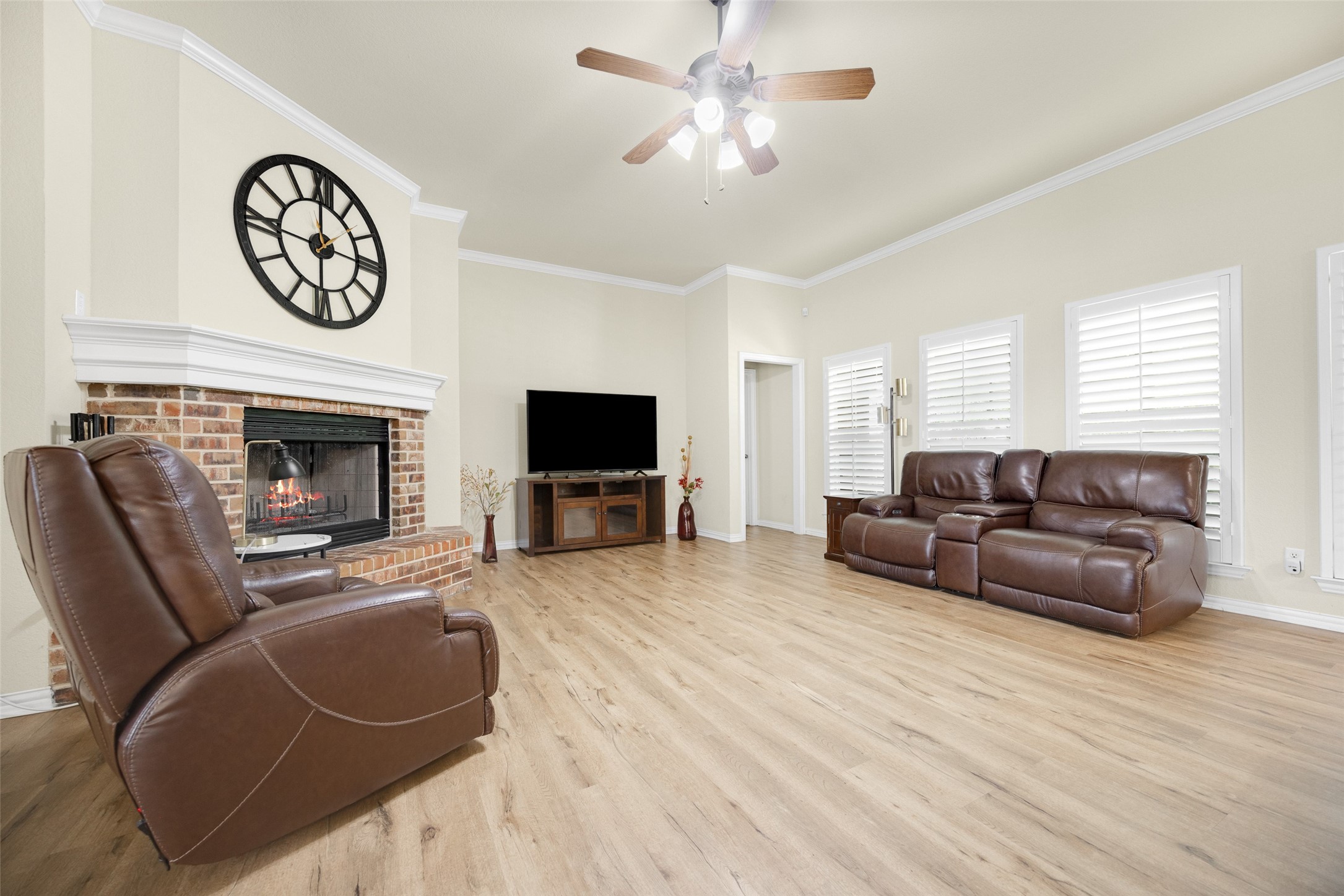 16088 Prairie Meadow