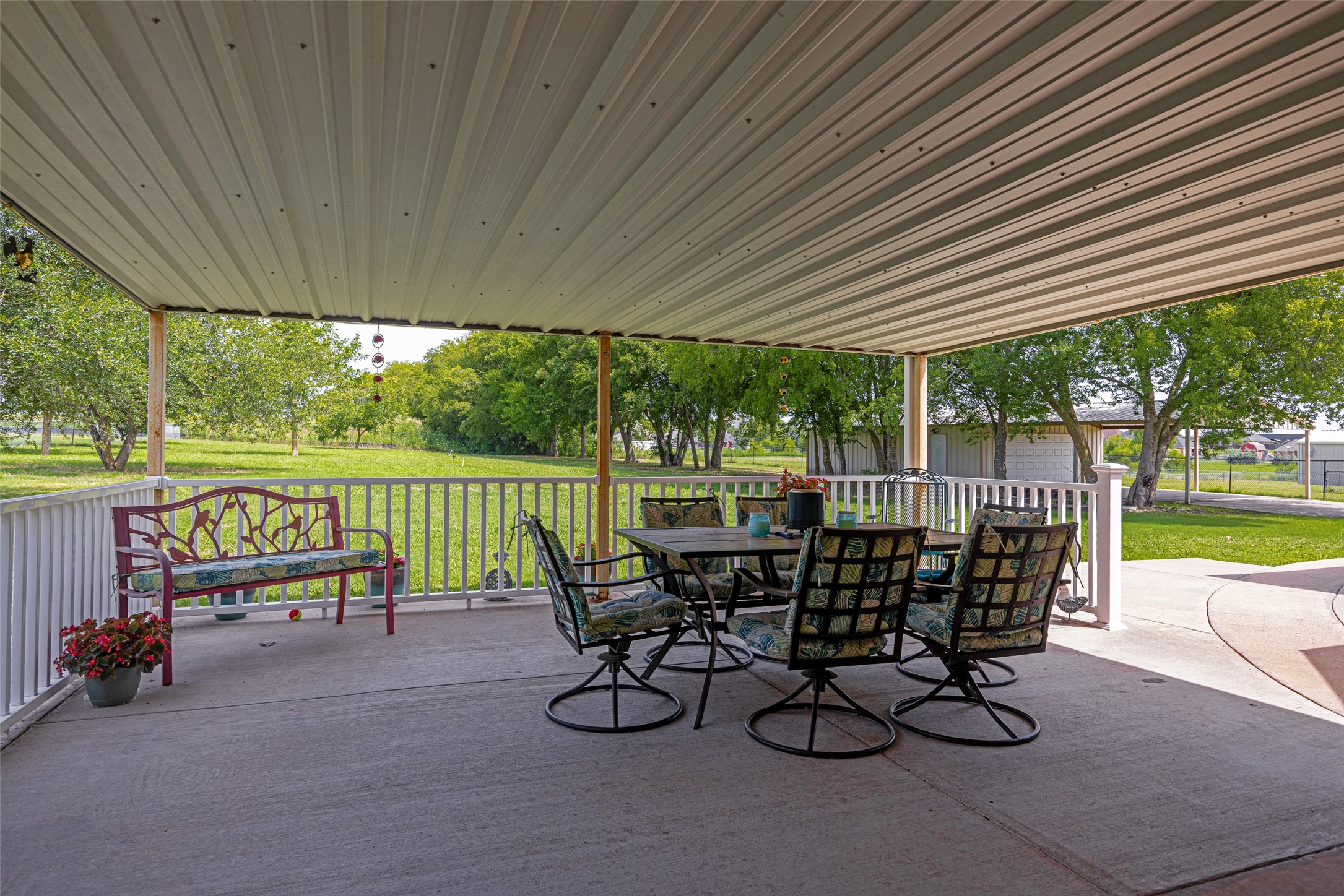 16088 Prairie Meadow