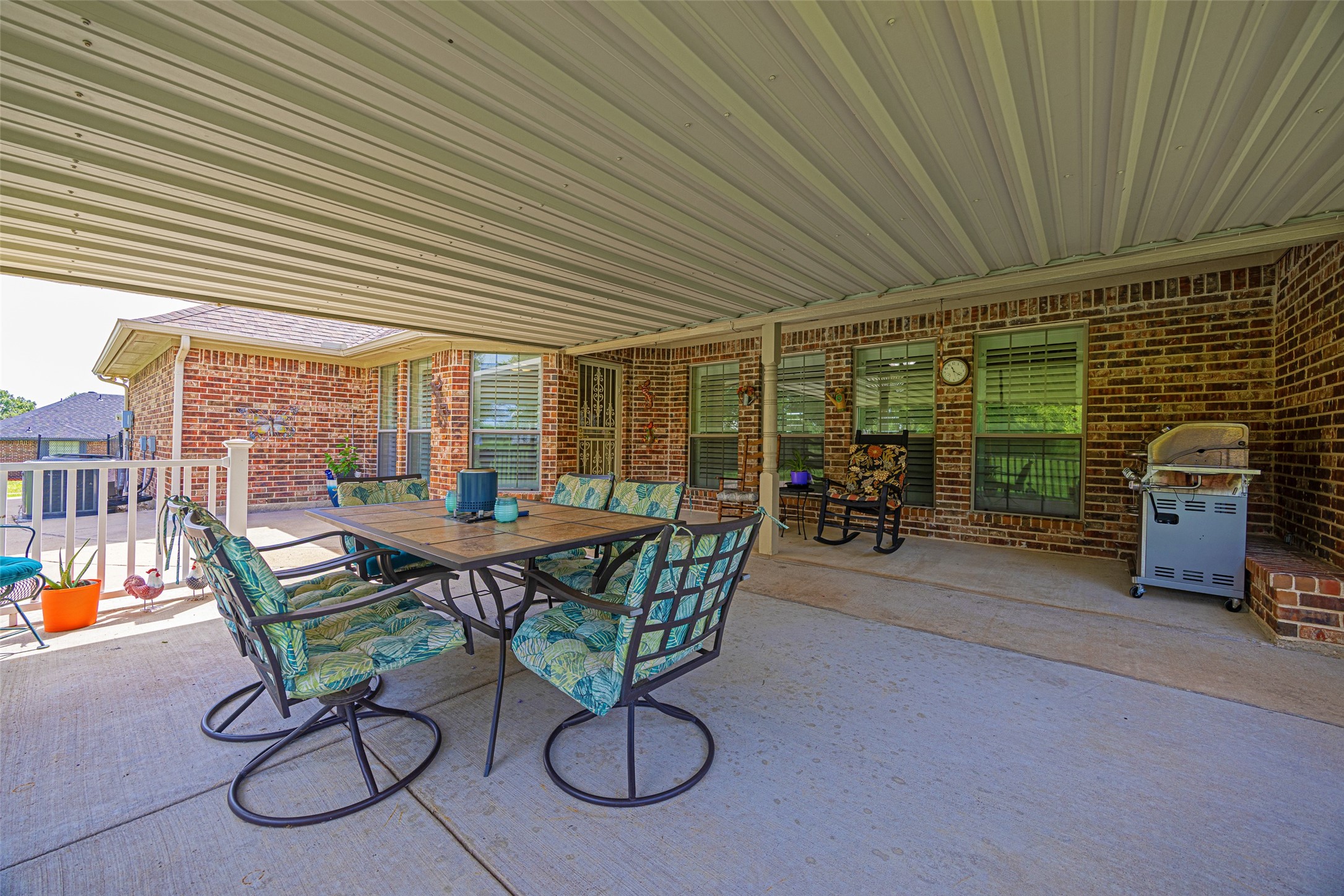 16088 Prairie Meadow