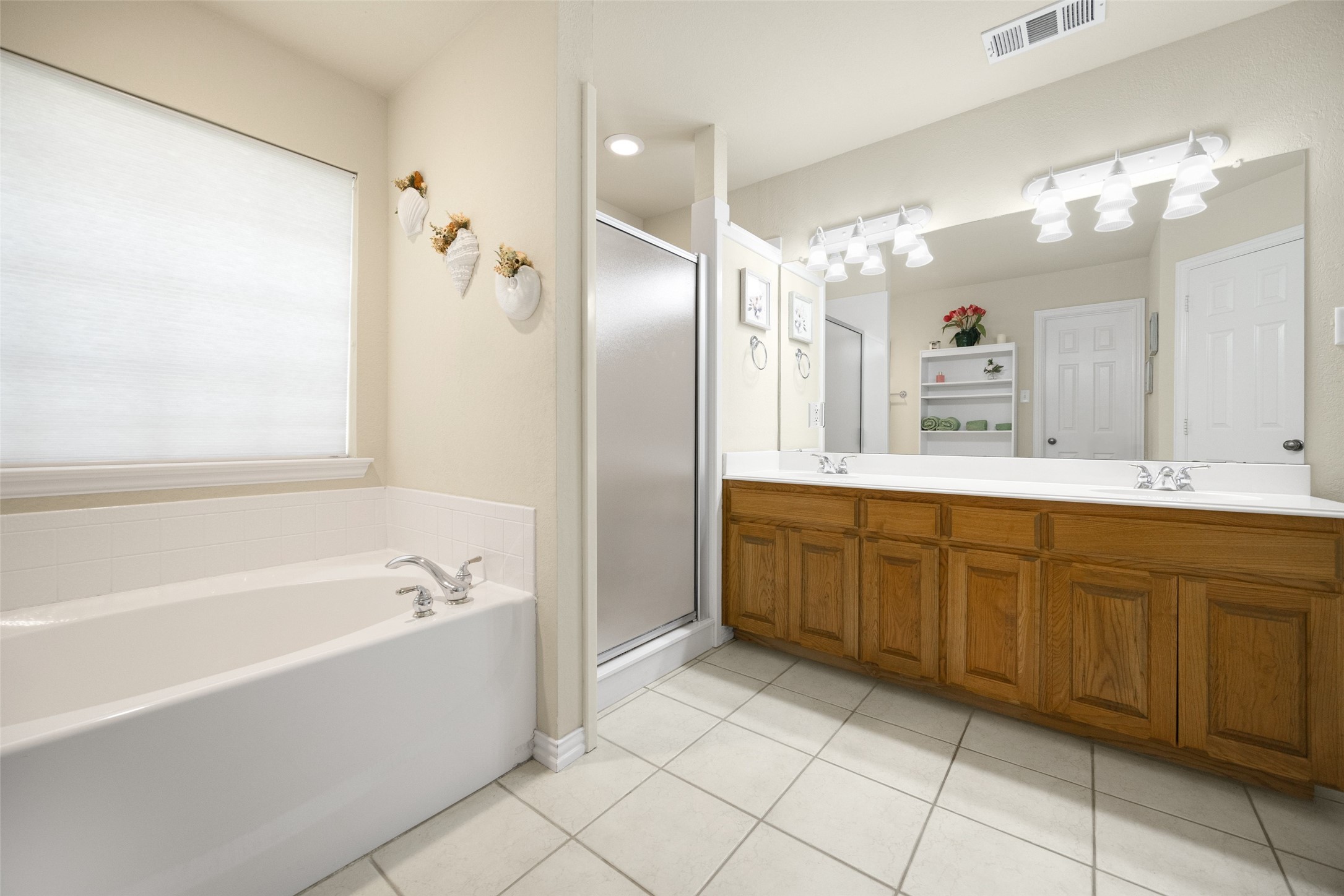 16088 Prairie Meadow