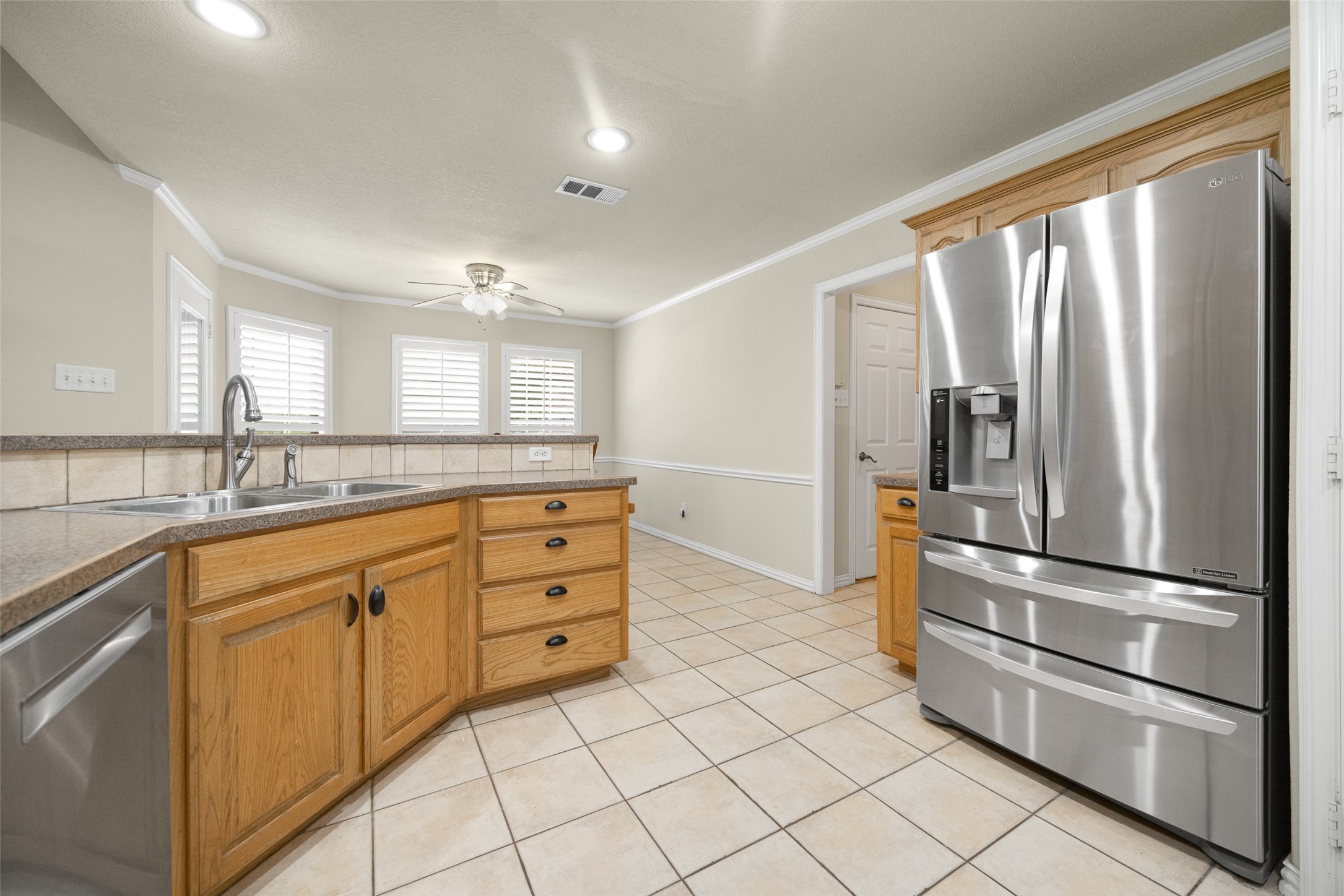 16088 Prairie Meadow