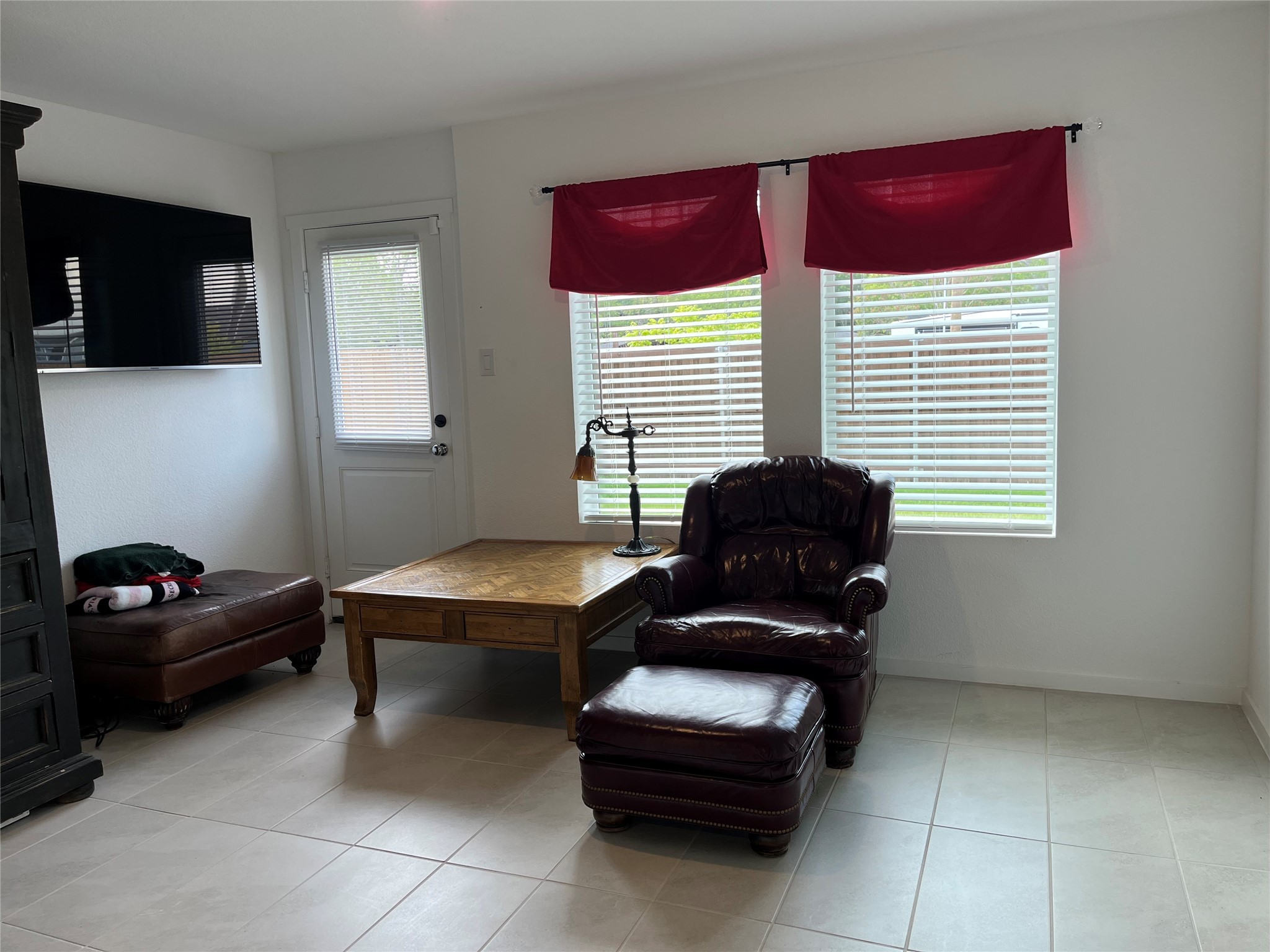 922 Grebe Drive