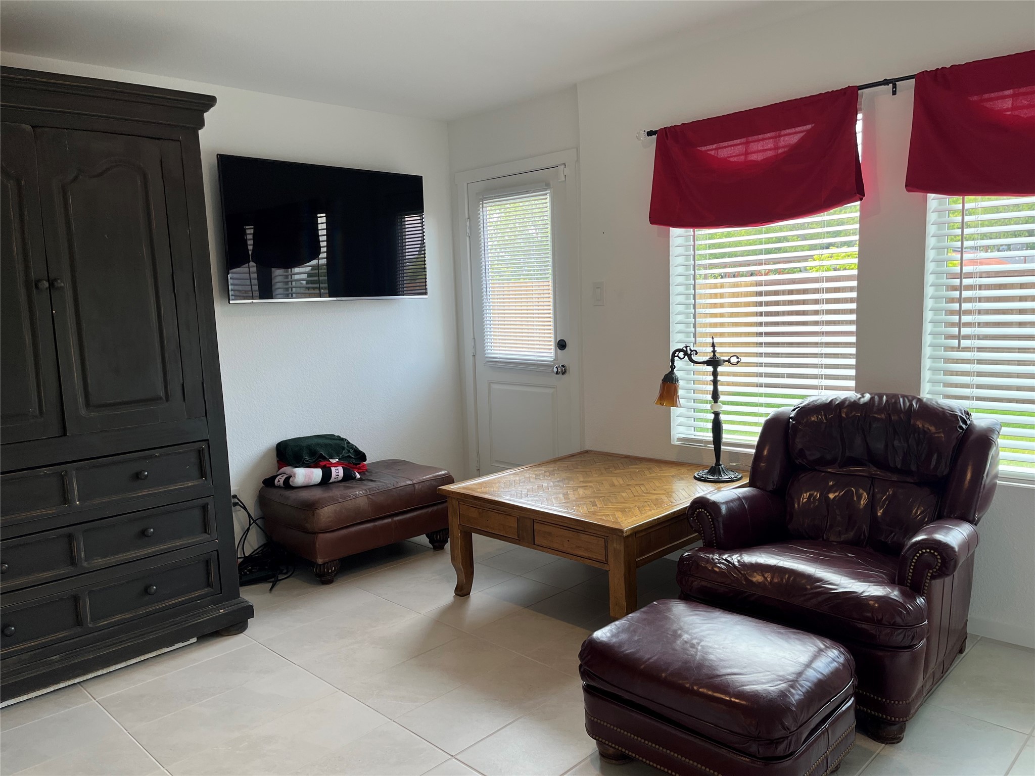 922 Grebe Drive