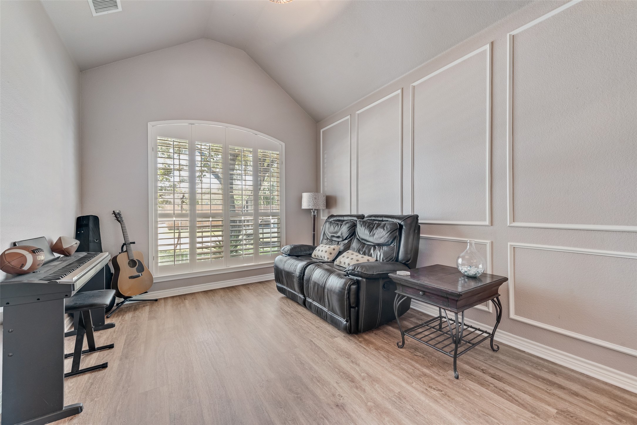 8218 Sawgrass Lane