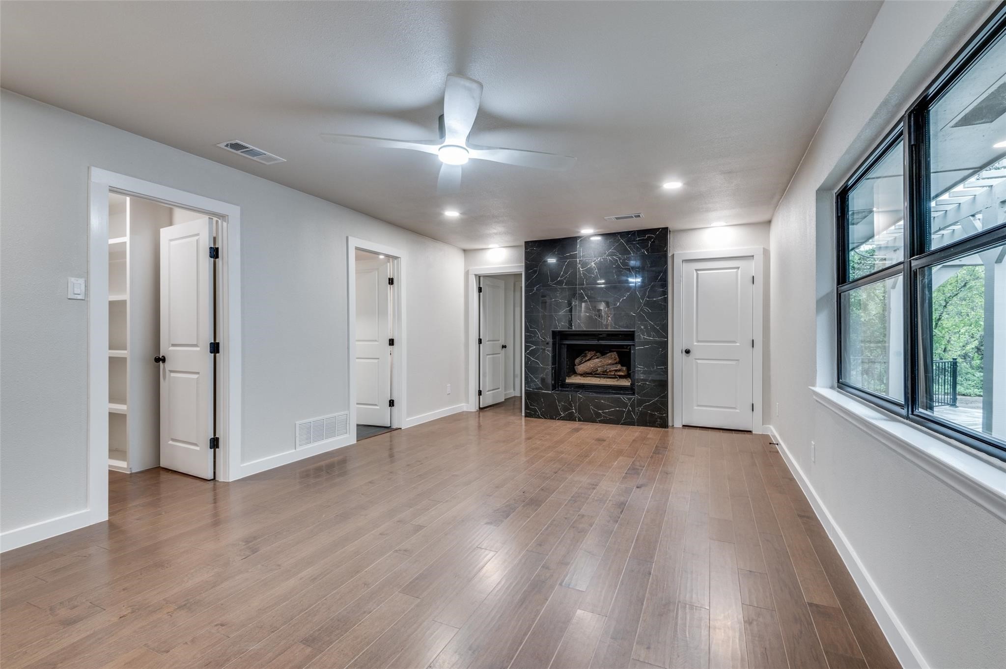 10544 Cox Lane