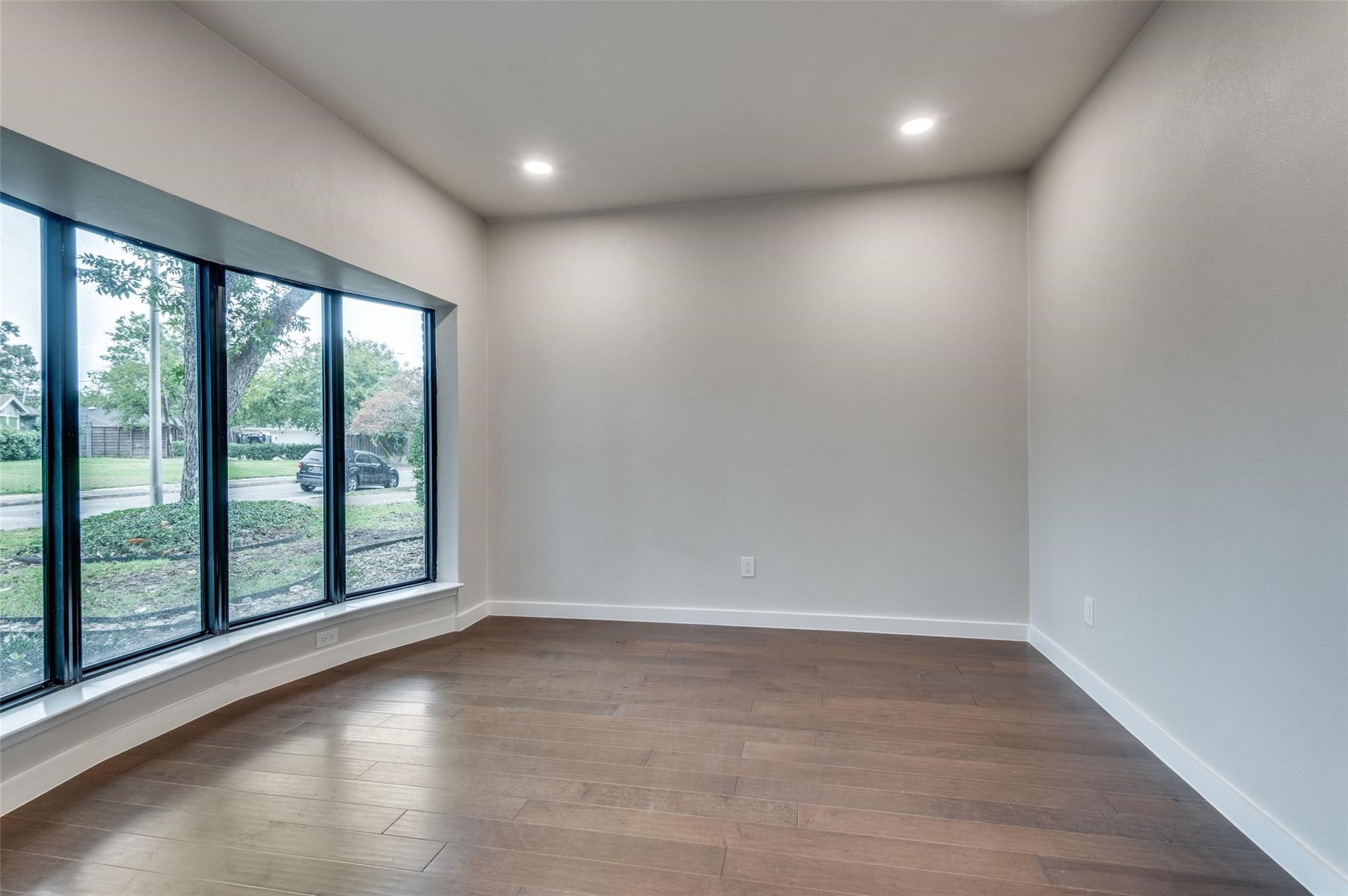 10544 Cox Lane
