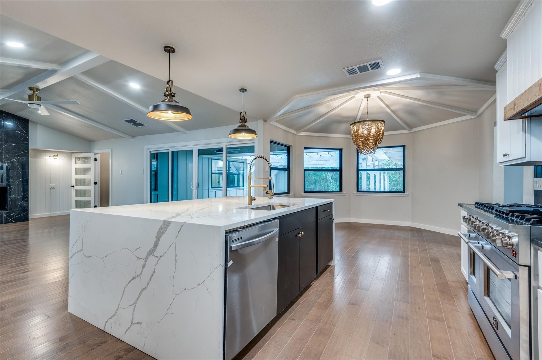 10544 Cox Lane