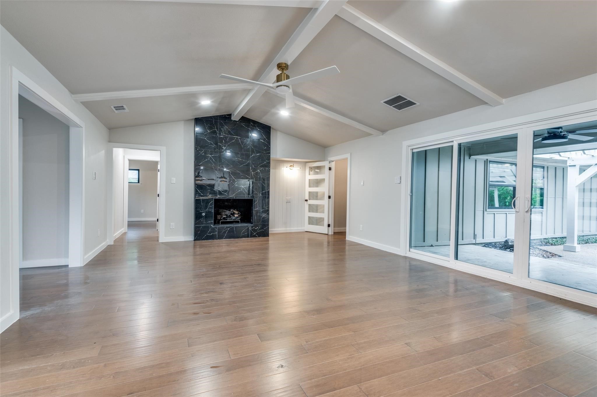 10544 Cox Lane