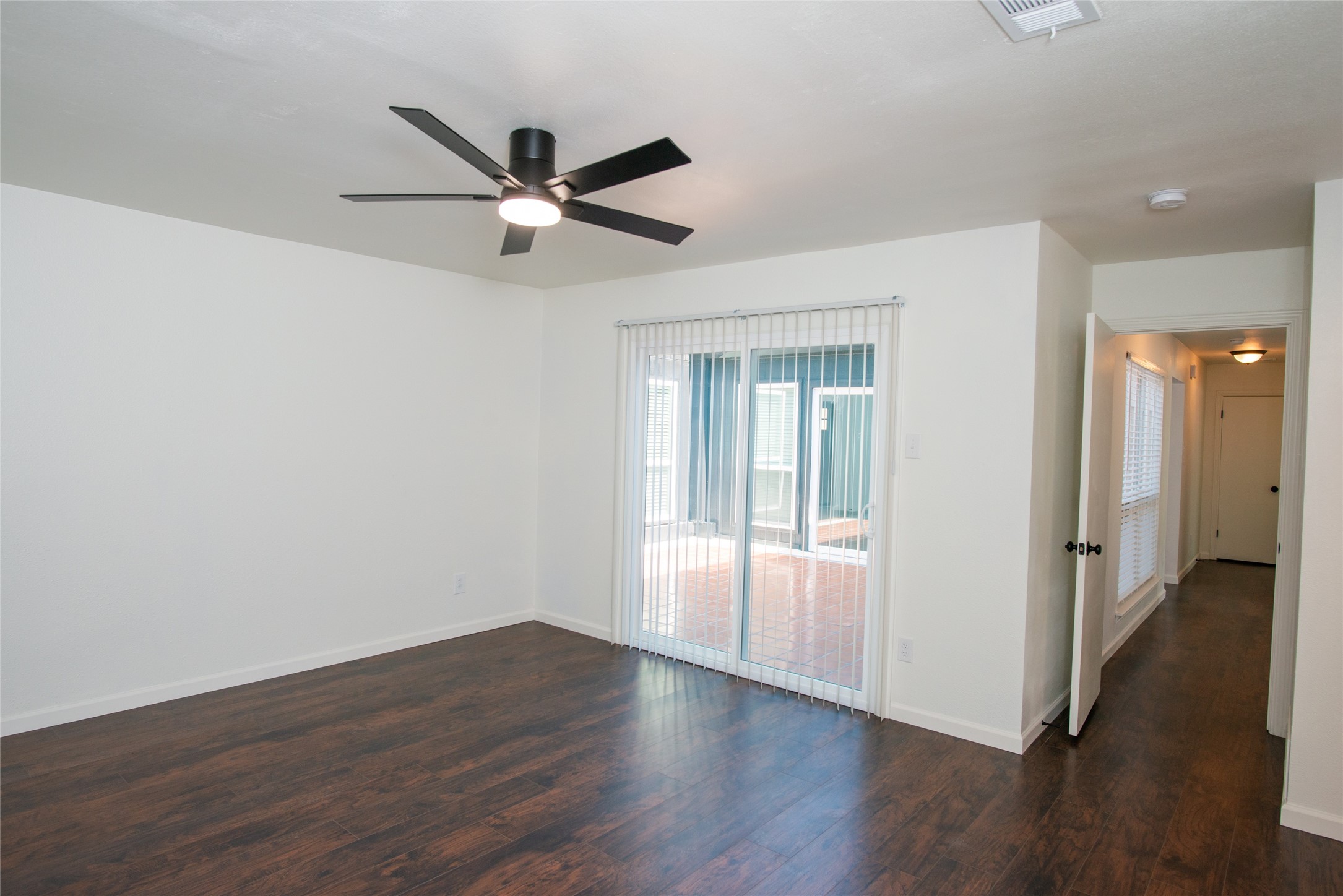 2214 Roundrock Drive