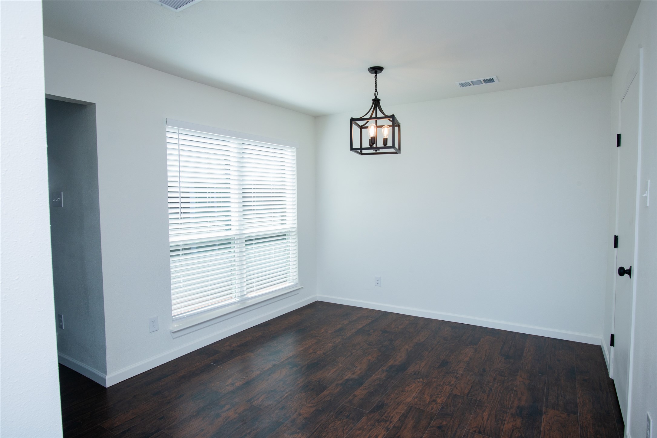 2214 Roundrock Drive