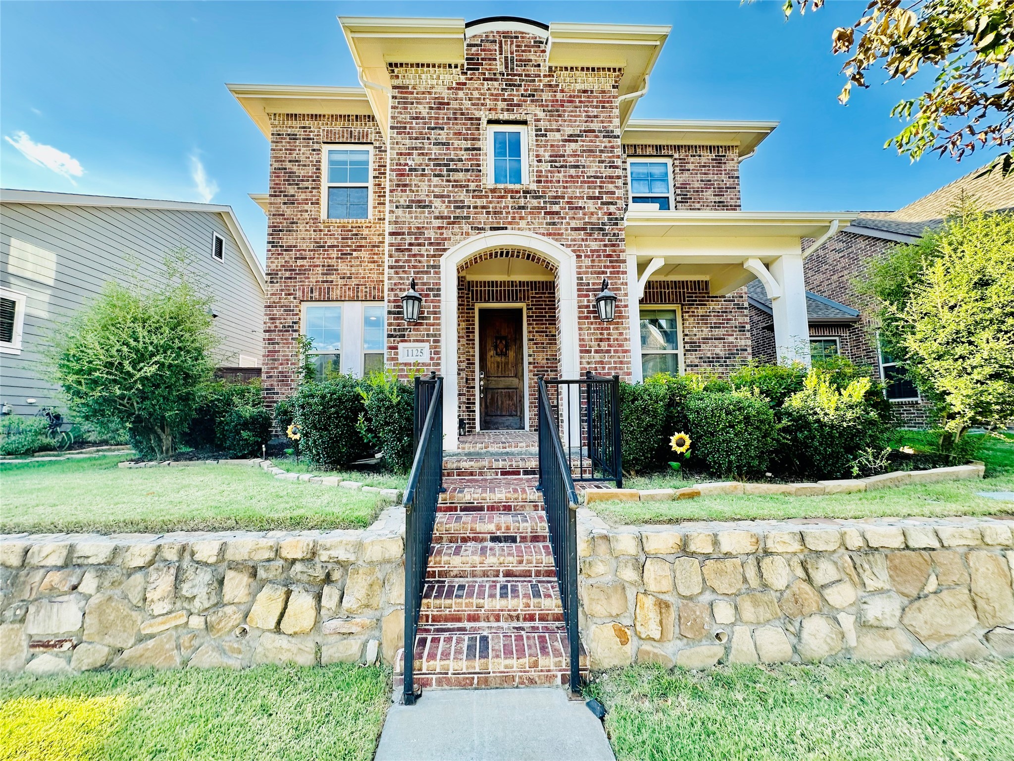 1125 Crane Street