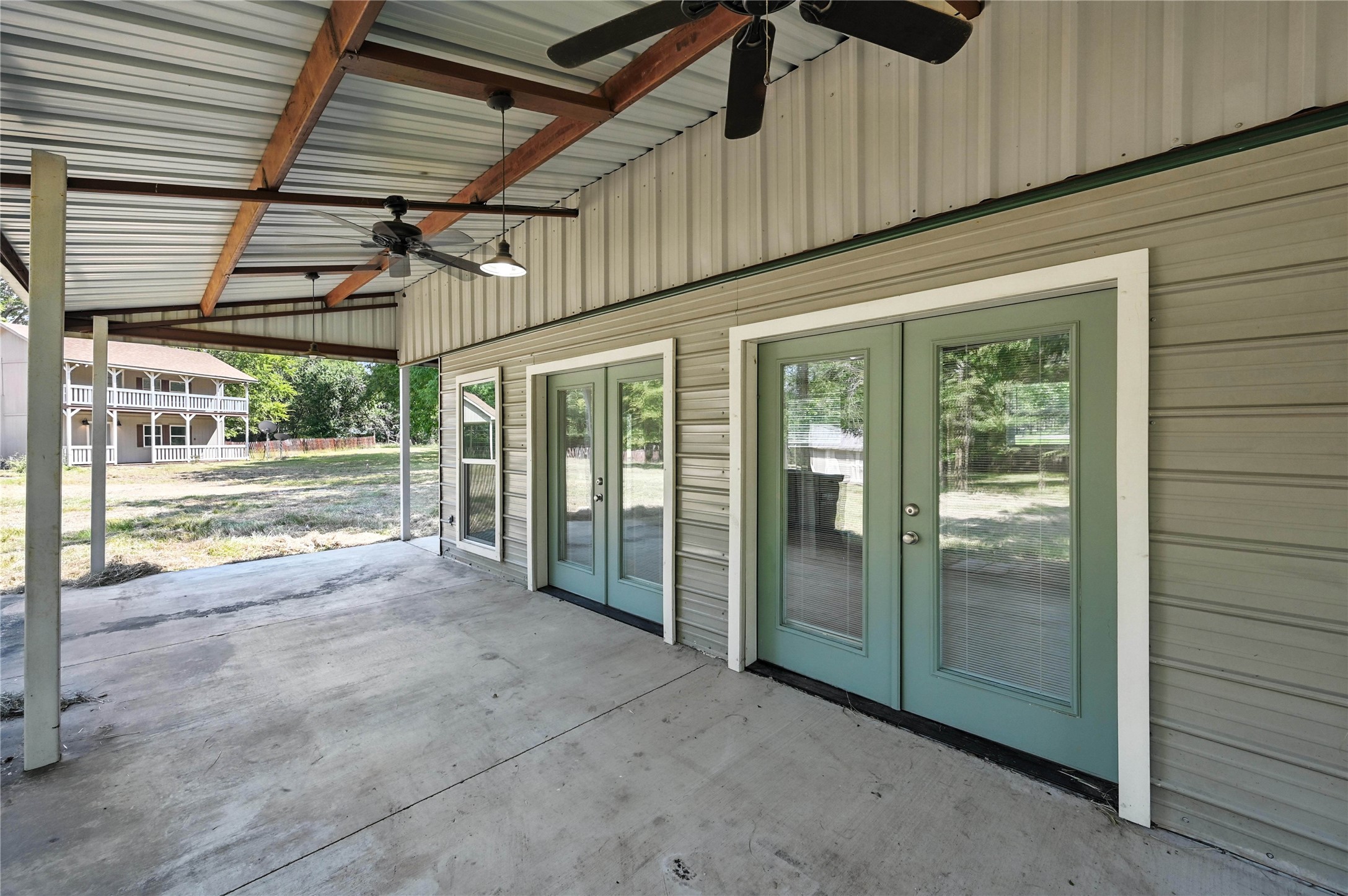 1735 County Road 2320