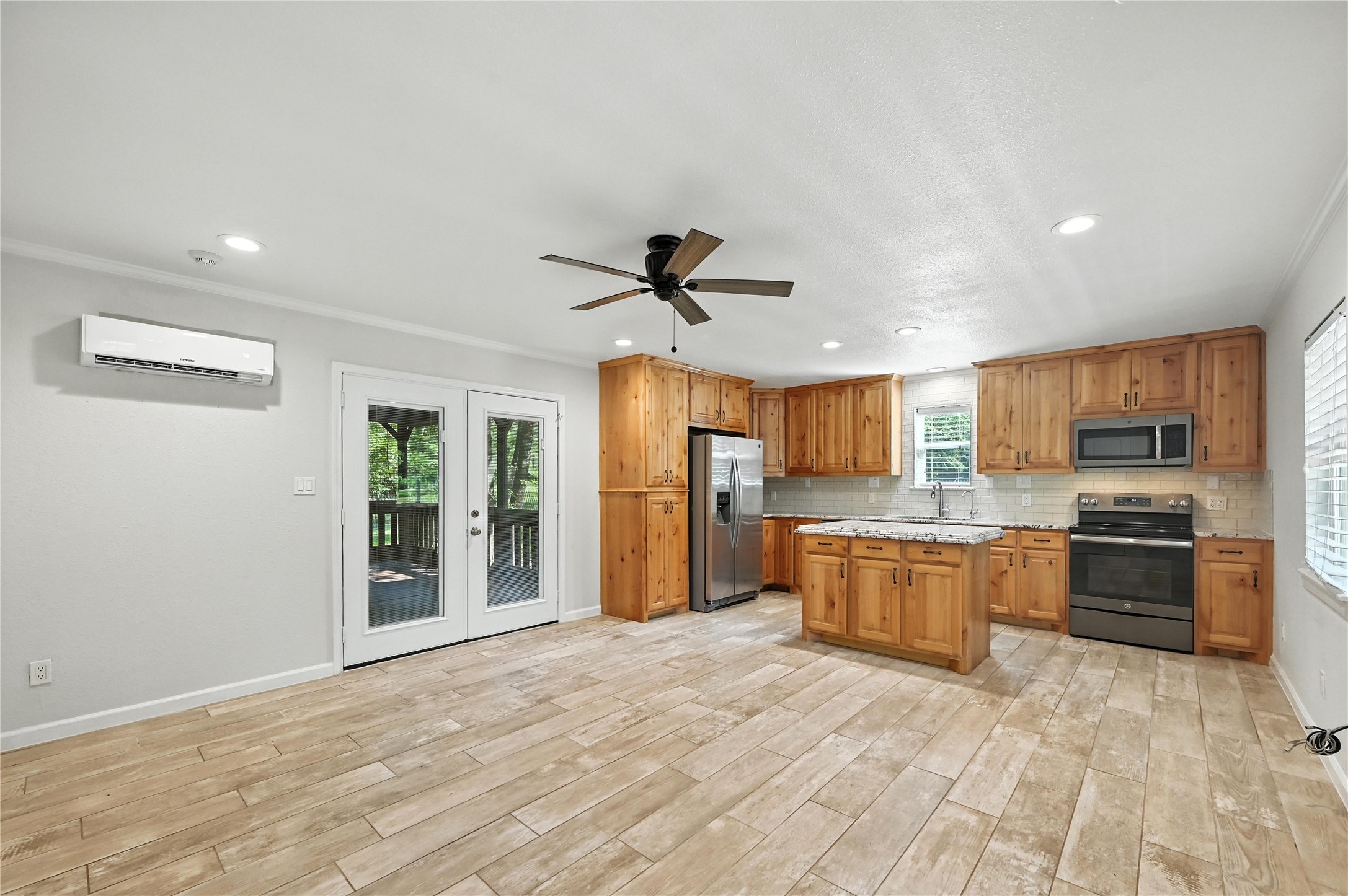 1735 County Road 2320