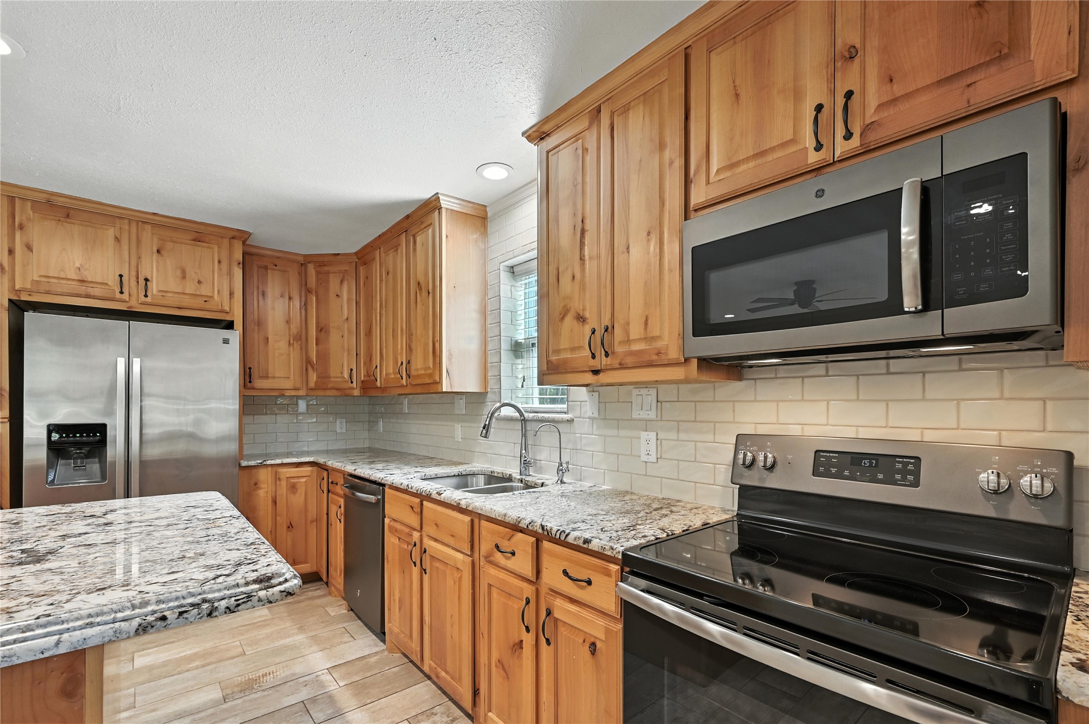 1735 County Road 2320