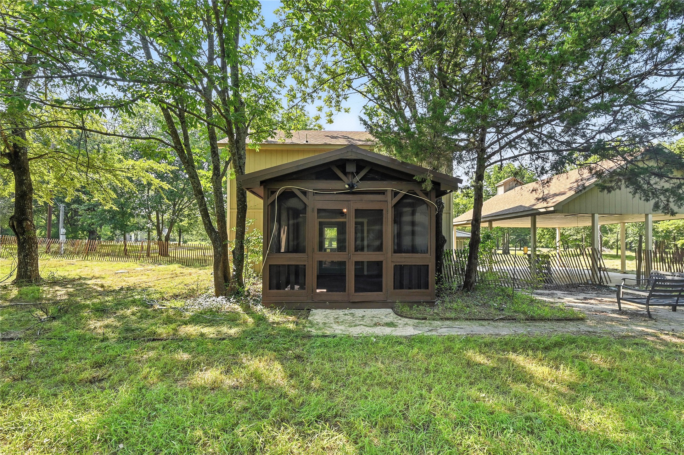 1735 County Road 2320