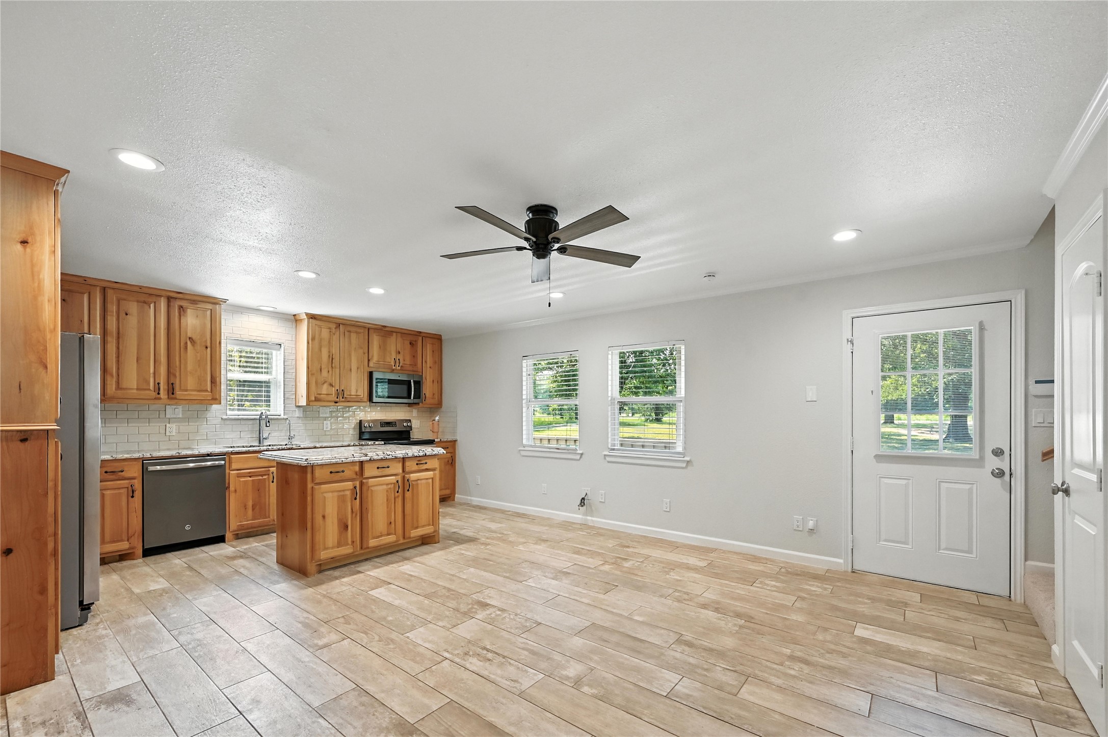 1735 County Road 2320