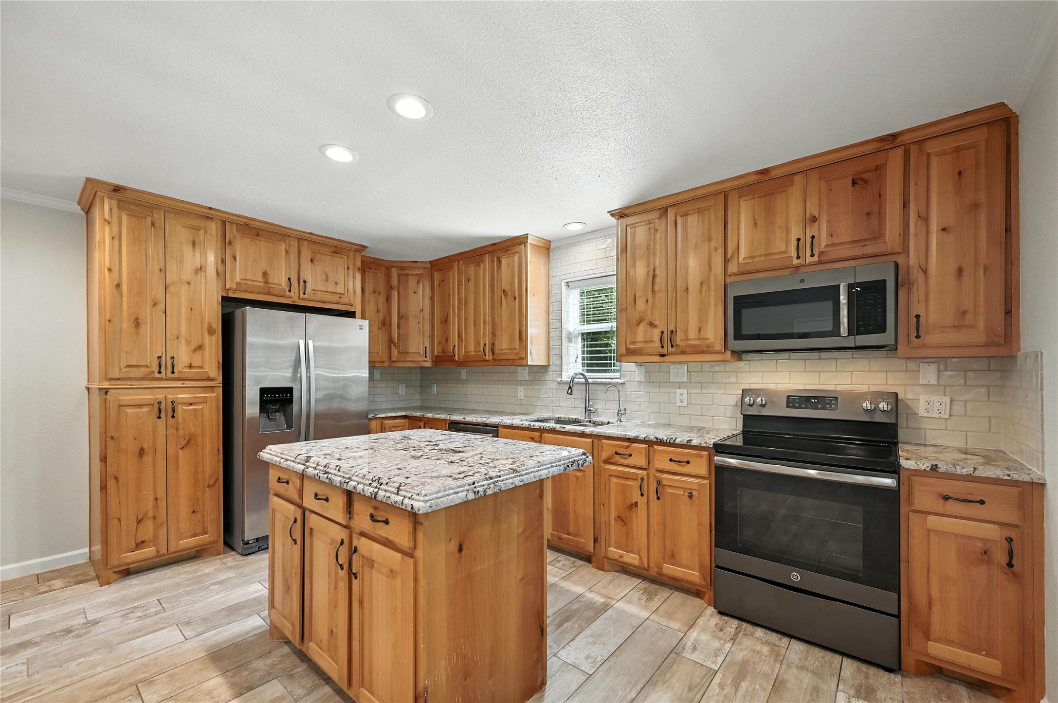 1735 County Road 2320