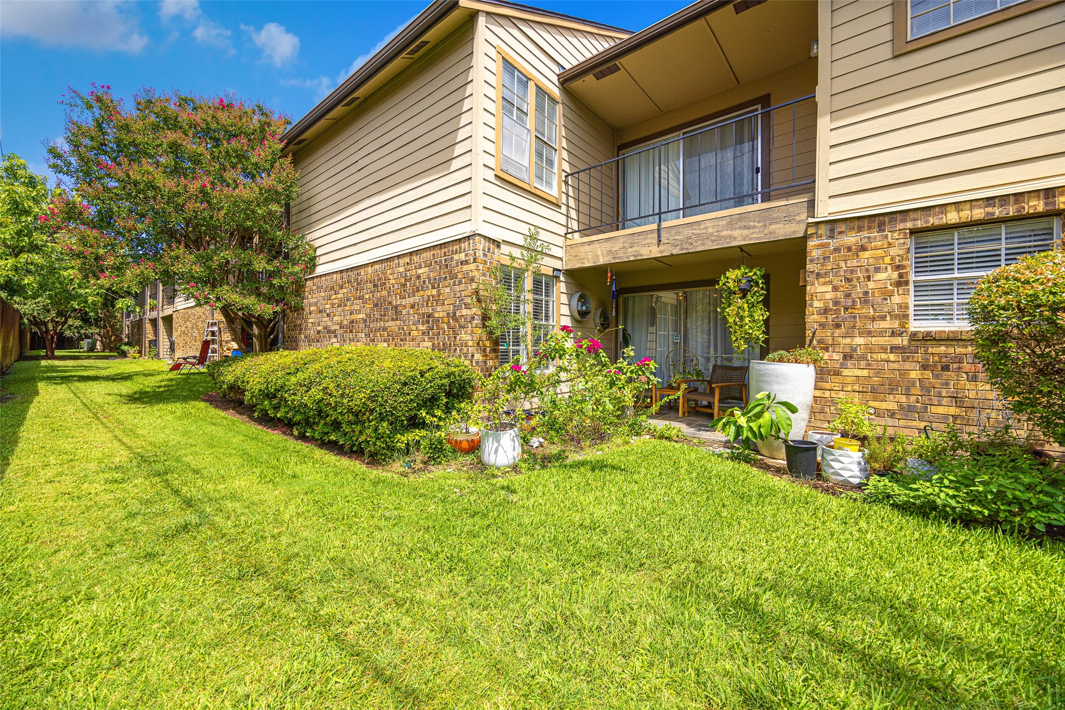 5300 Keller Springs Road 1062