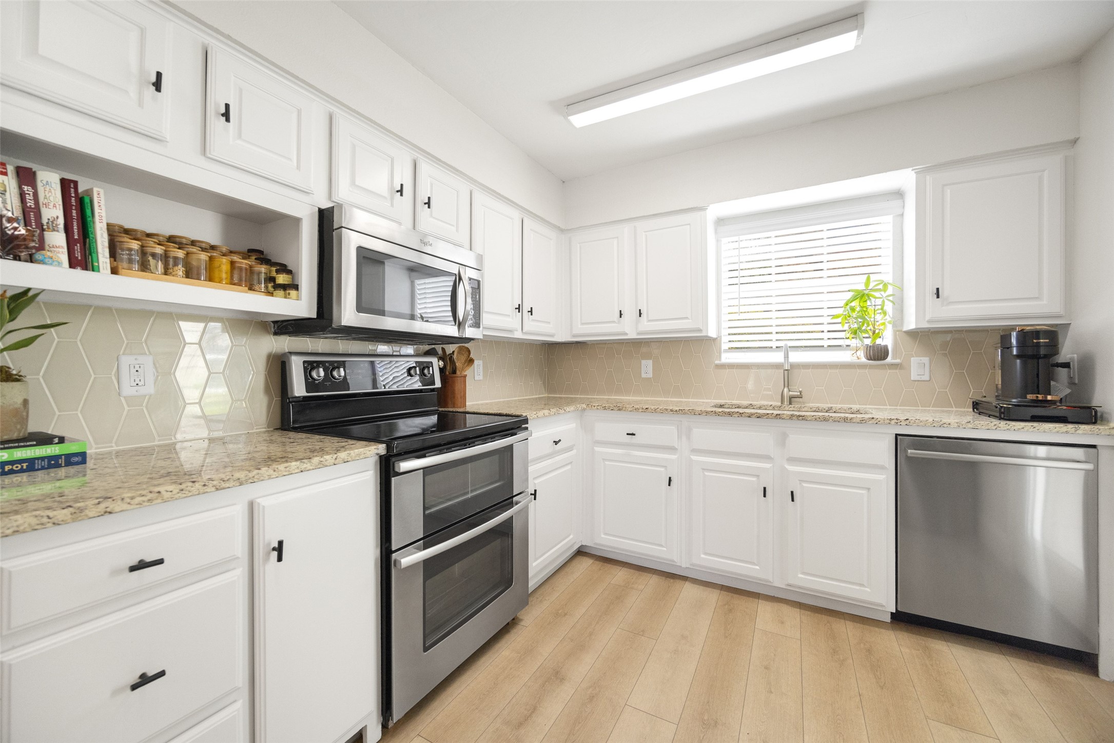 5300 Keller Springs Road 1062