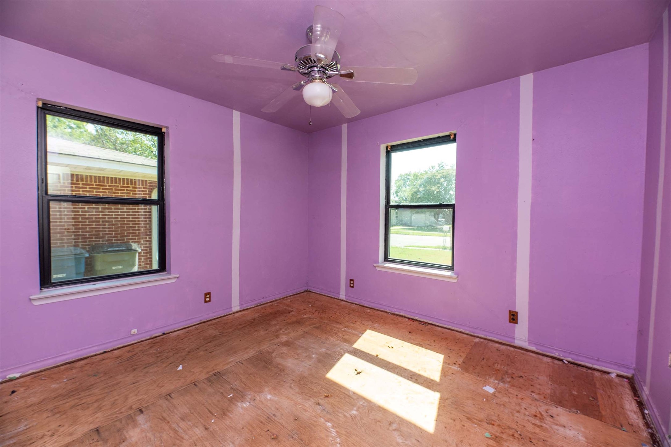 305 S 1st Street