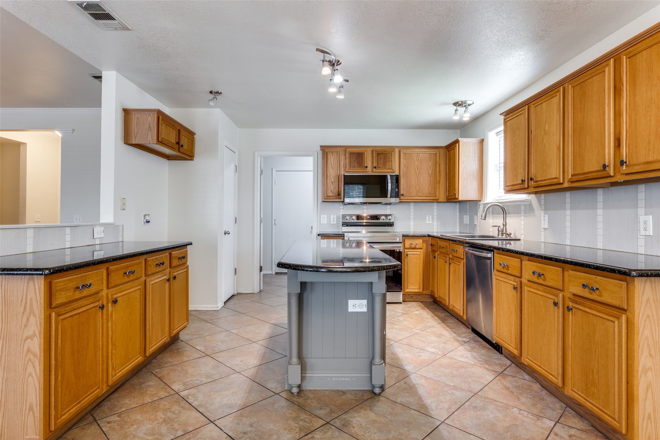 302 Lake Wichita Drive