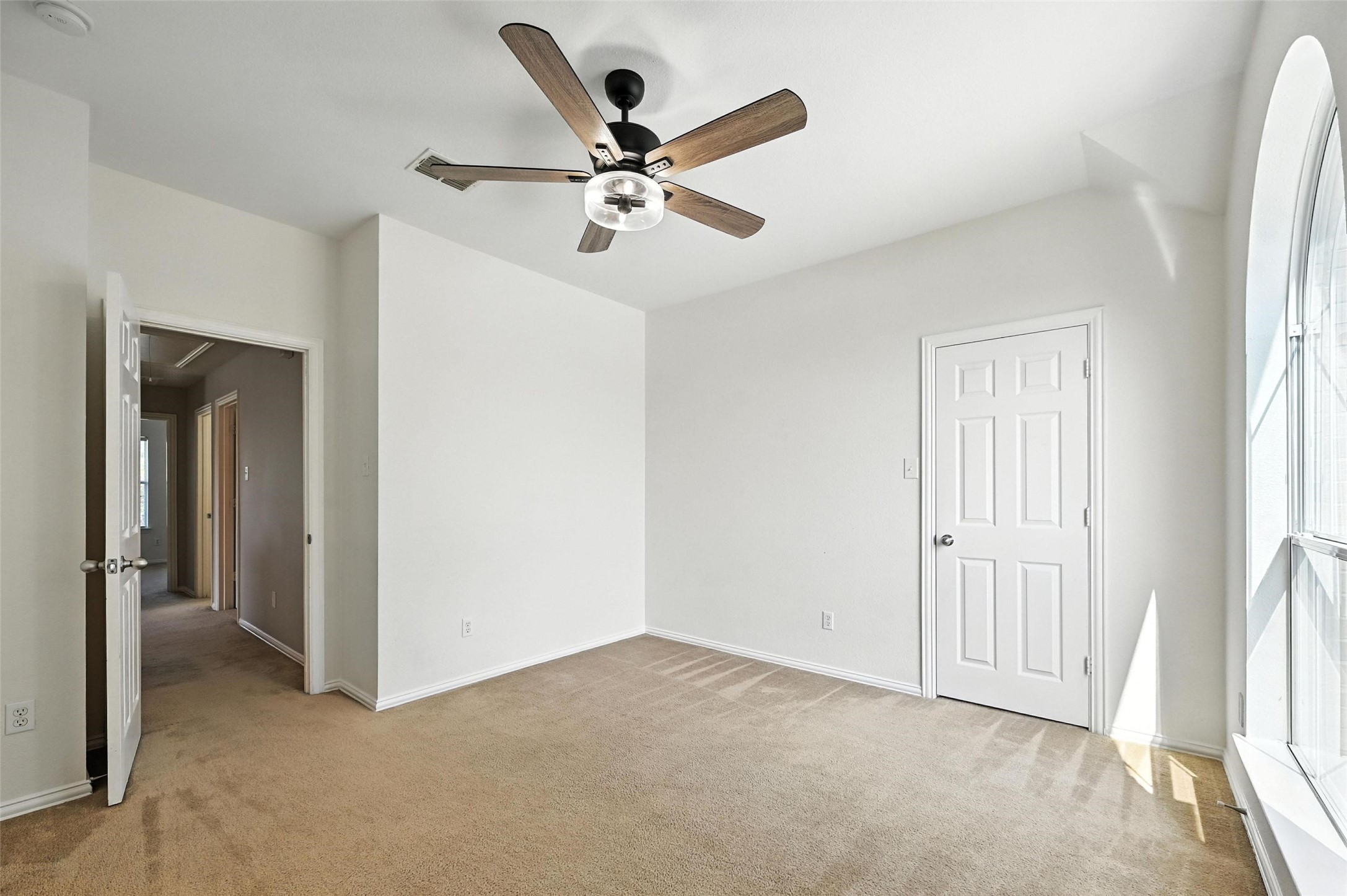 3107 Leesa Court