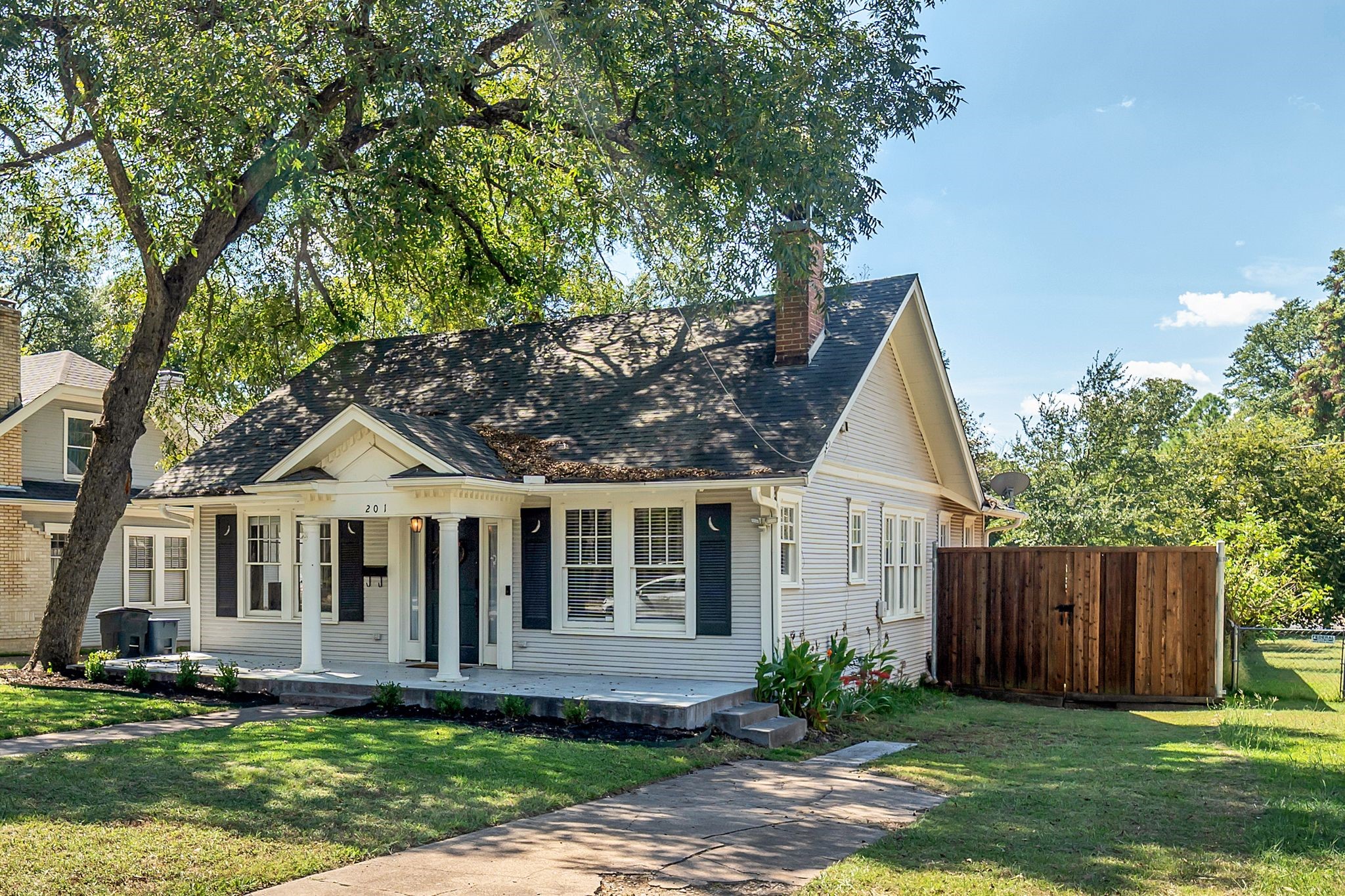 201 Pecan Street