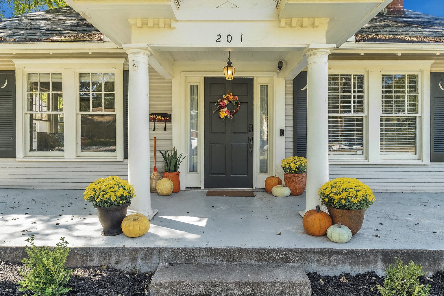 201 Pecan Street