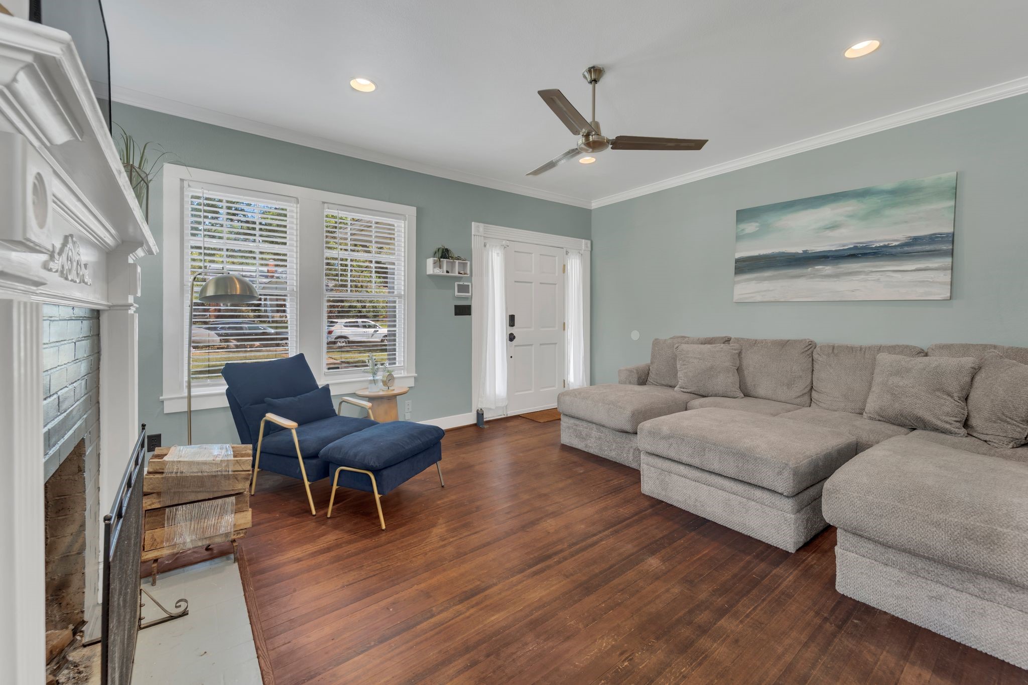 201 Pecan Street