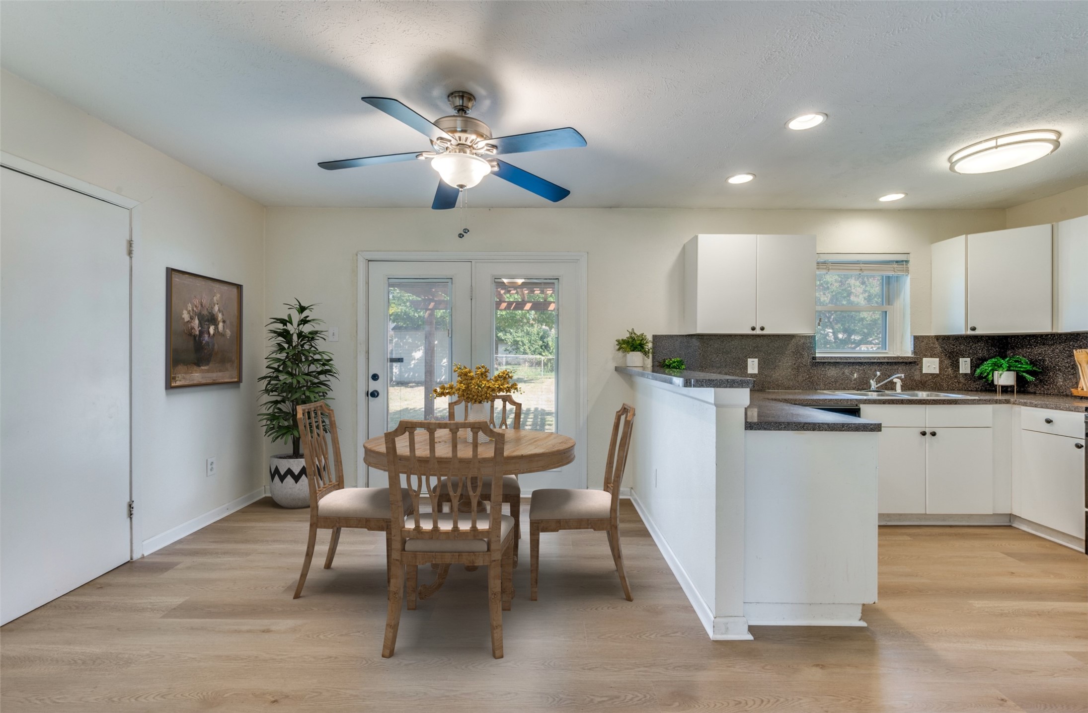 2004 Palo Alto Drive