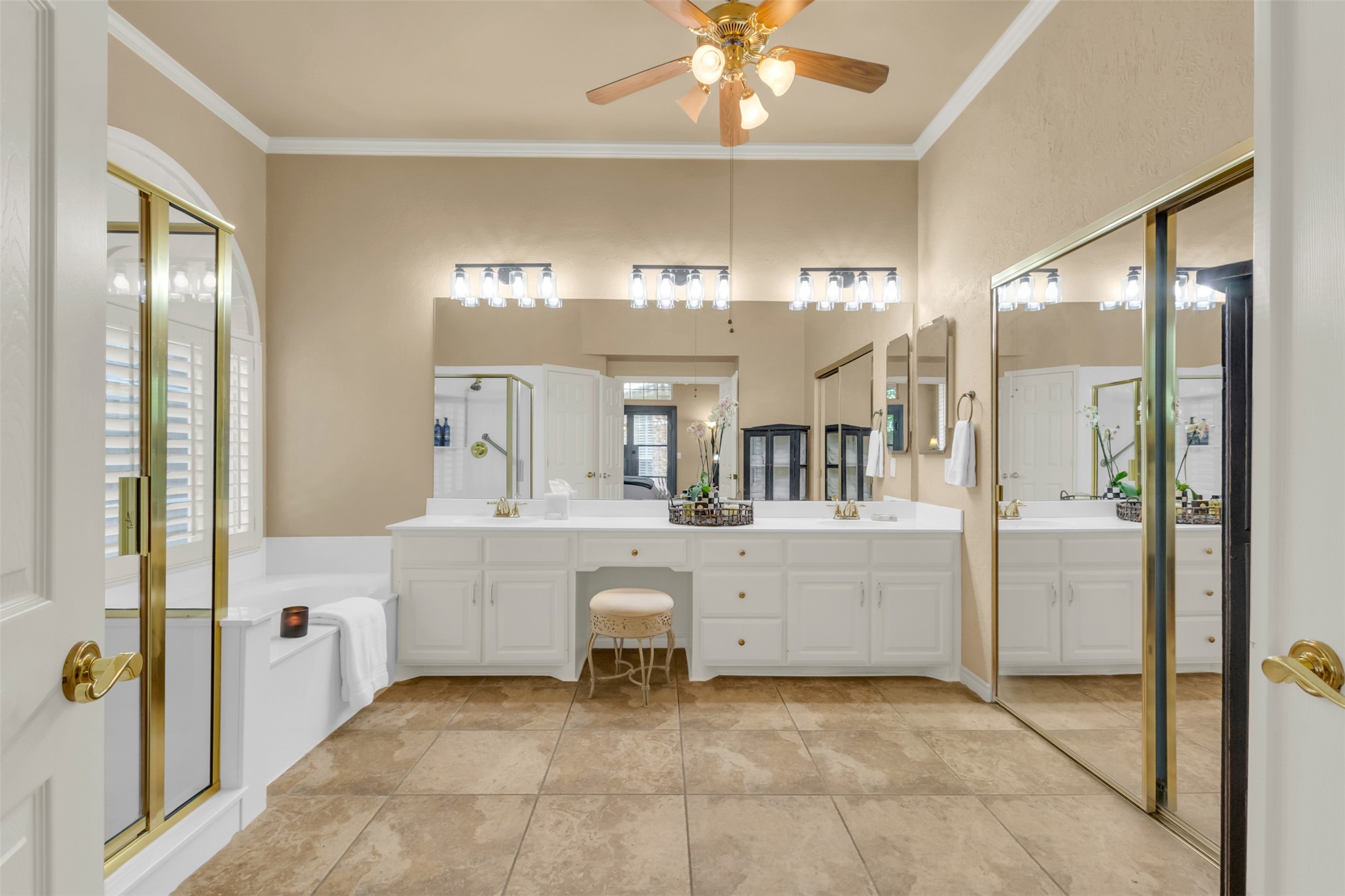 5907 La Cumbre Drive