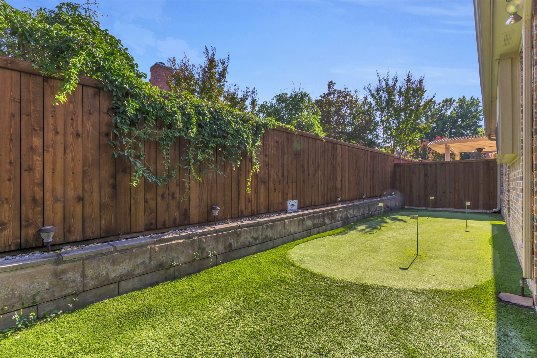 5907 La Cumbre Drive