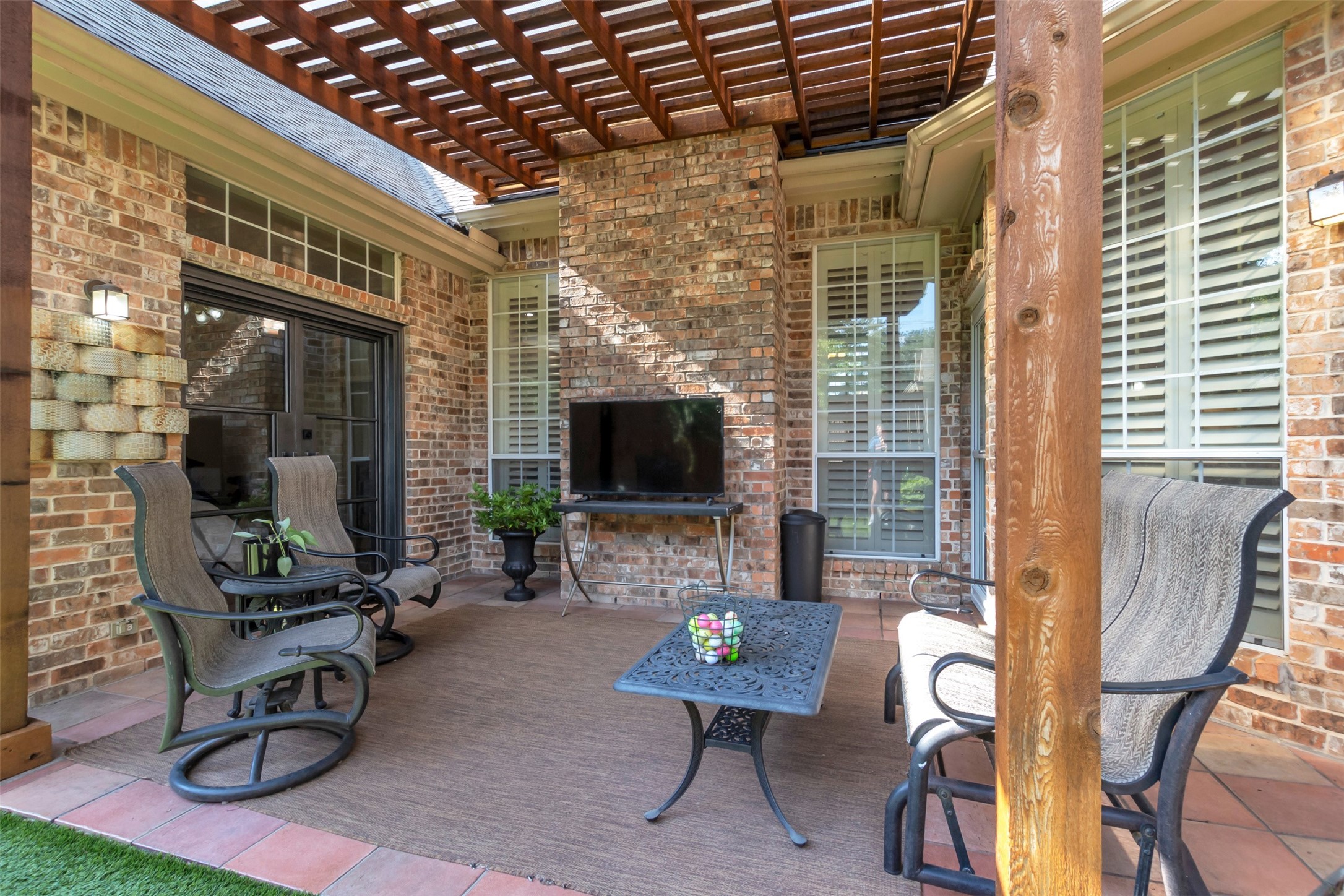 5907 La Cumbre Drive