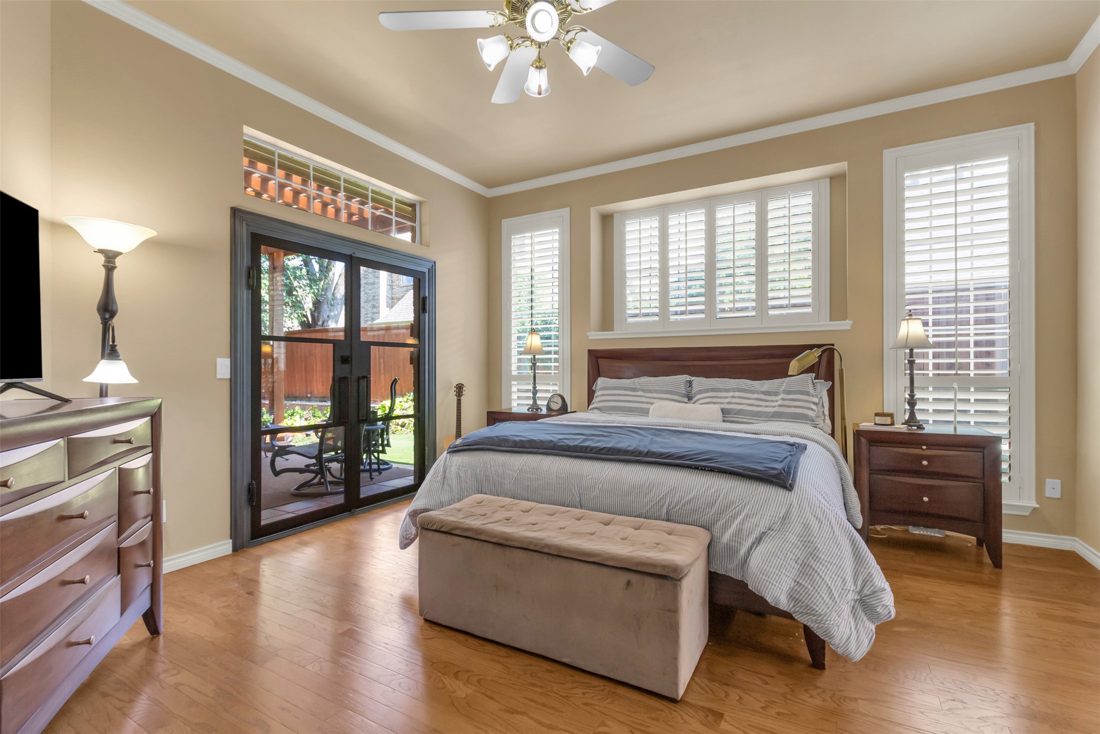 5907 La Cumbre Drive