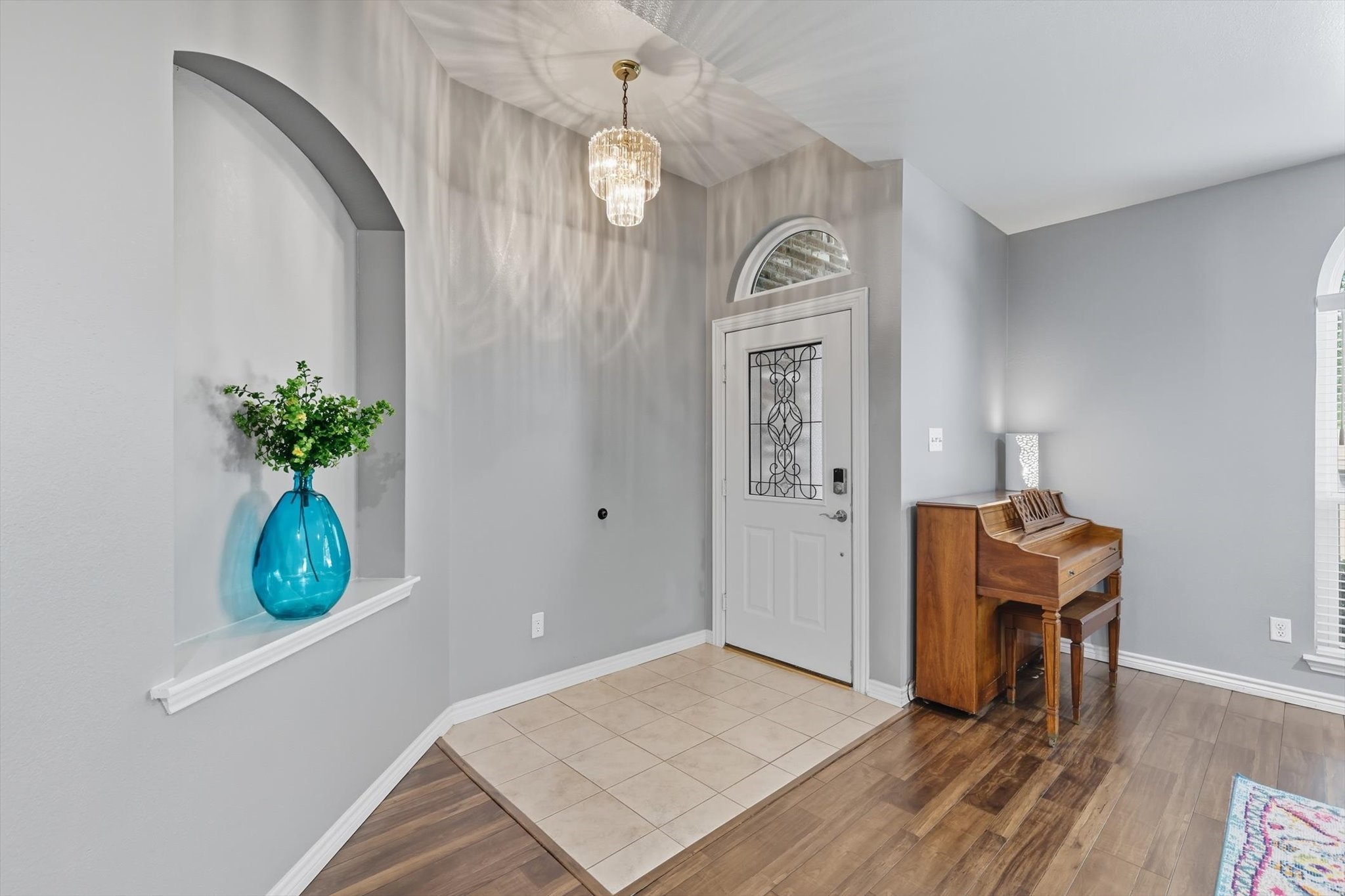 2216 Lilac Circle