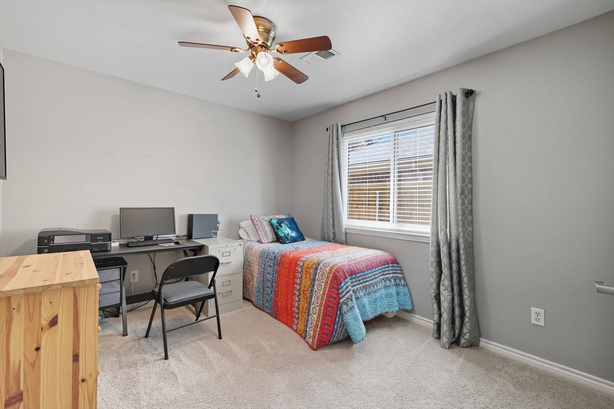 2216 Lilac Circle