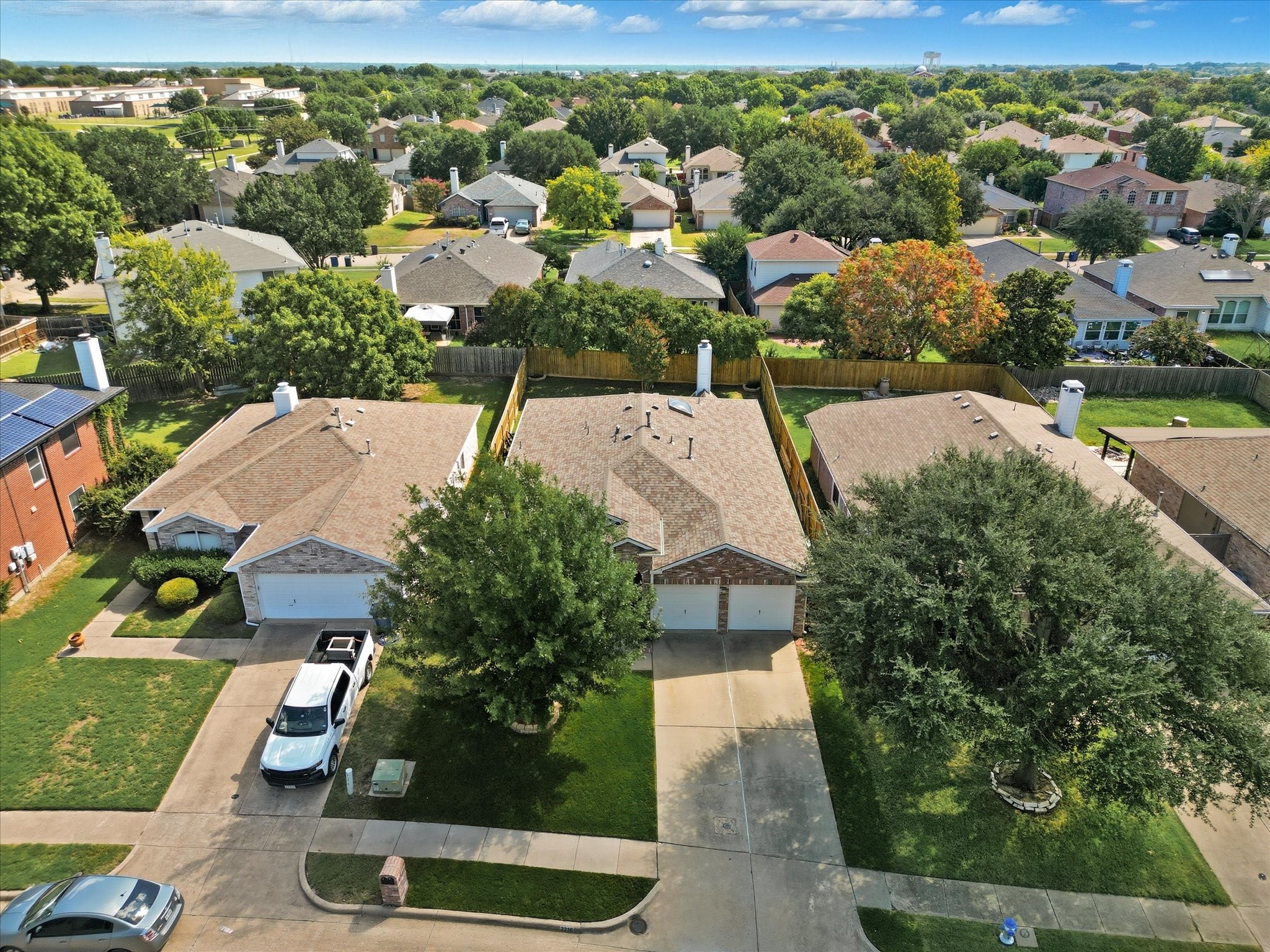 2216 Lilac Circle