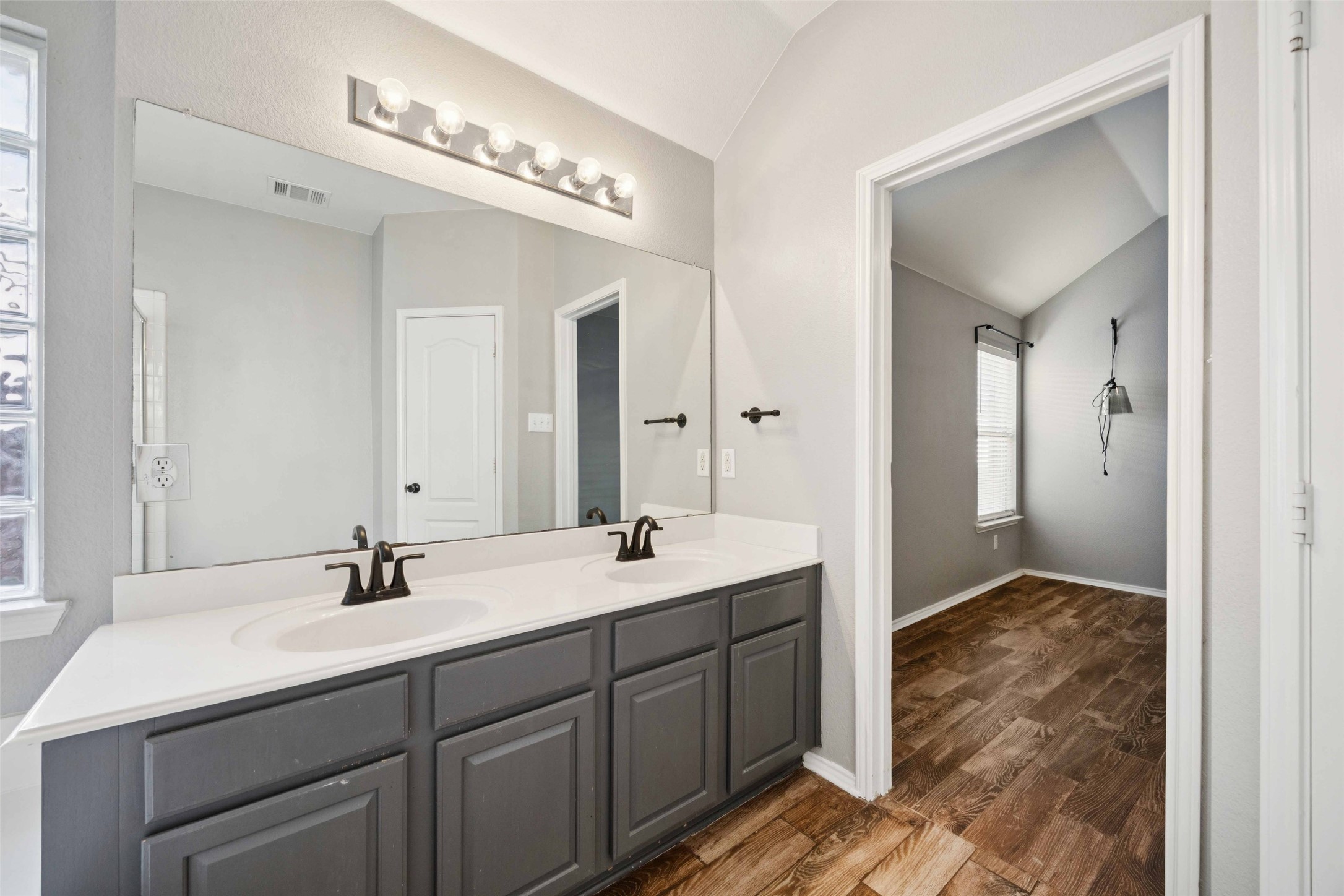 1519 Silver Spur Drive