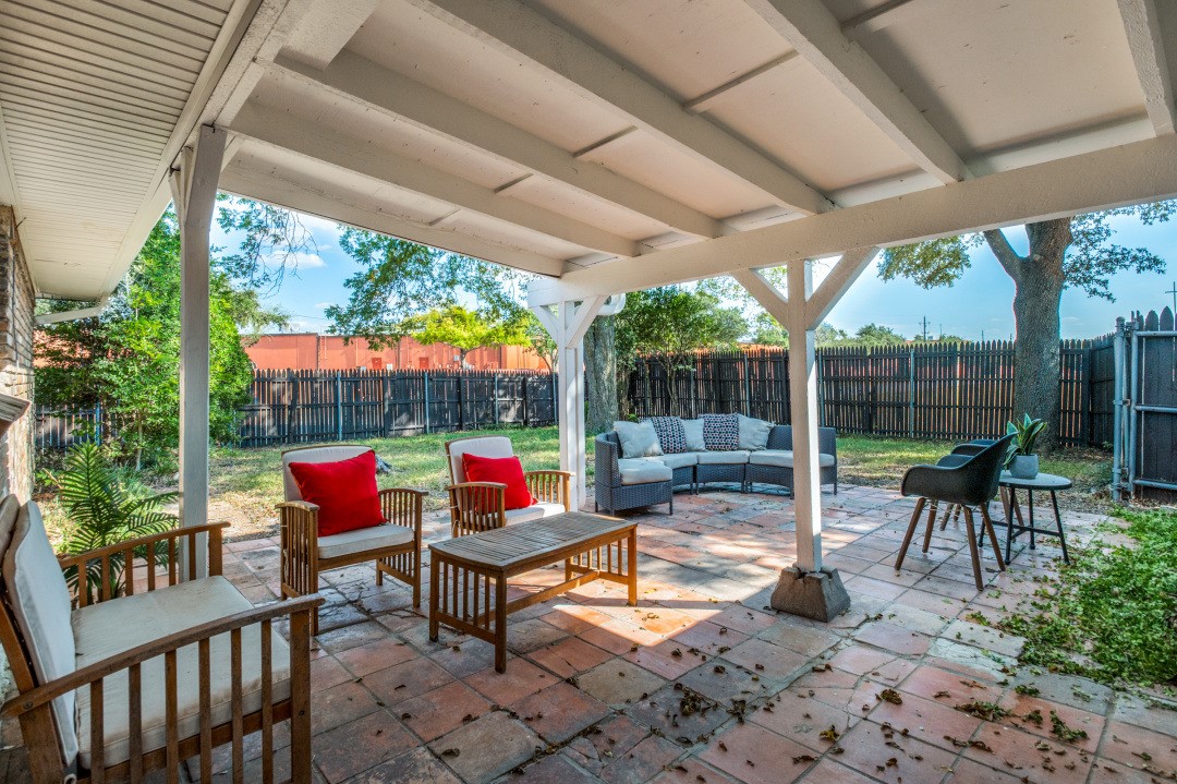 613 Worley Glen Avenue